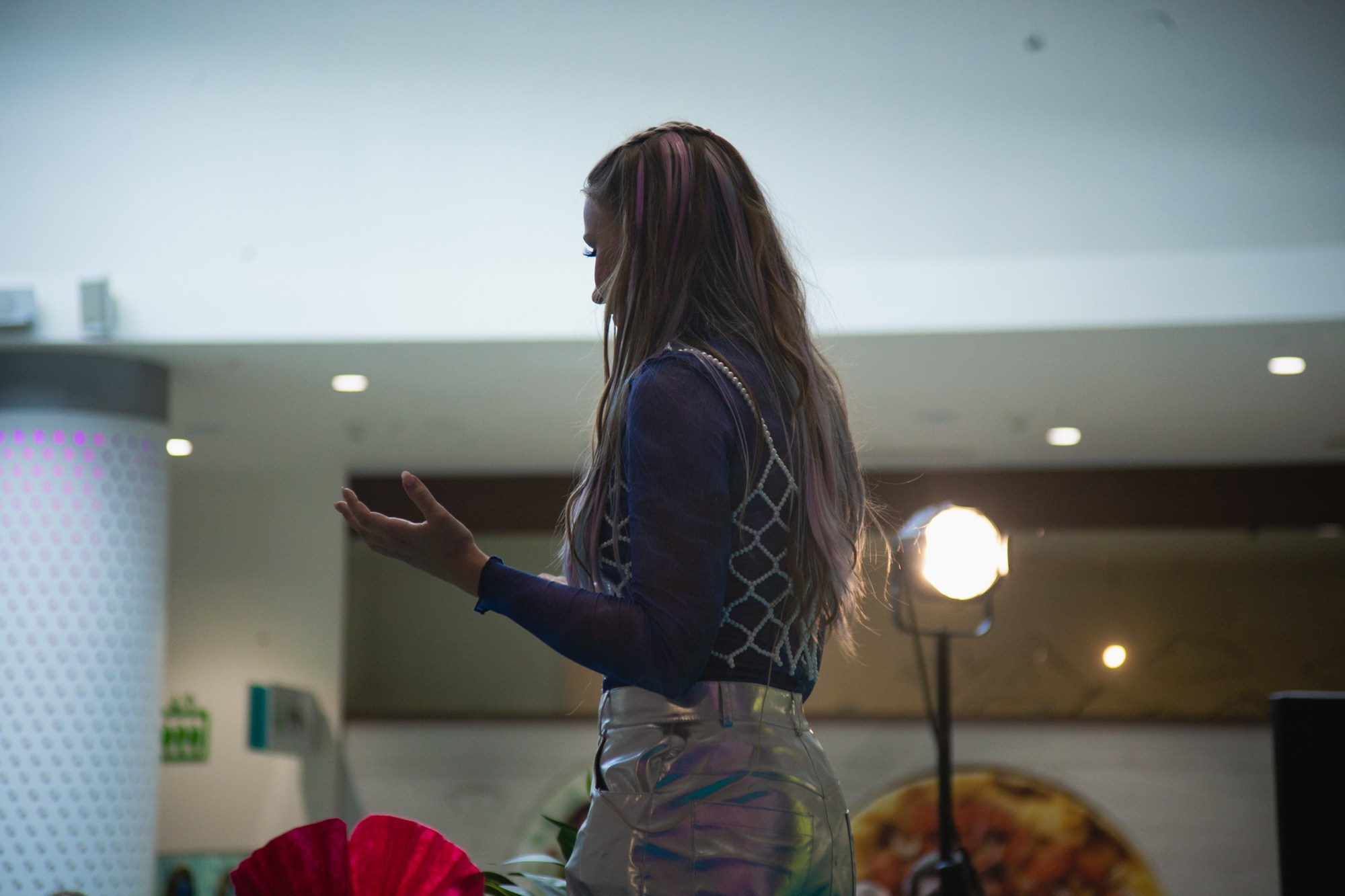 Сказка в ТЦ Океания. Репортажный и концертный фотограф в Москве Анастасия Осень