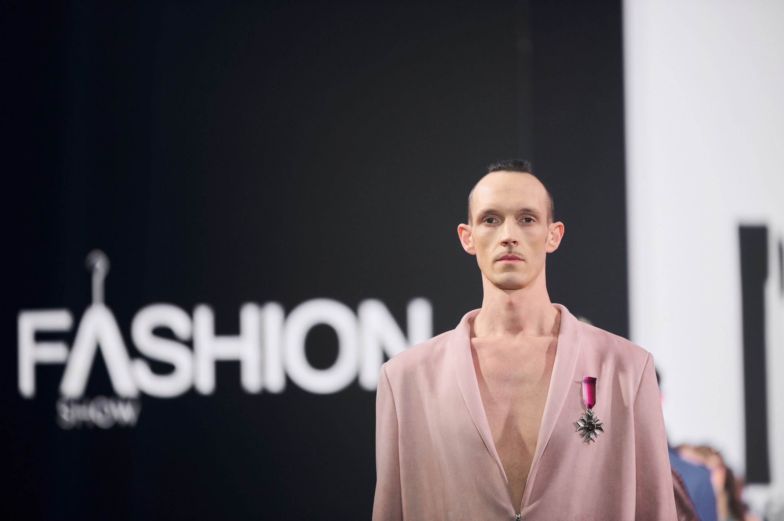 VSHOW_fashion показ. Коммерческий фотограф в Казани Ксения Добролюбова