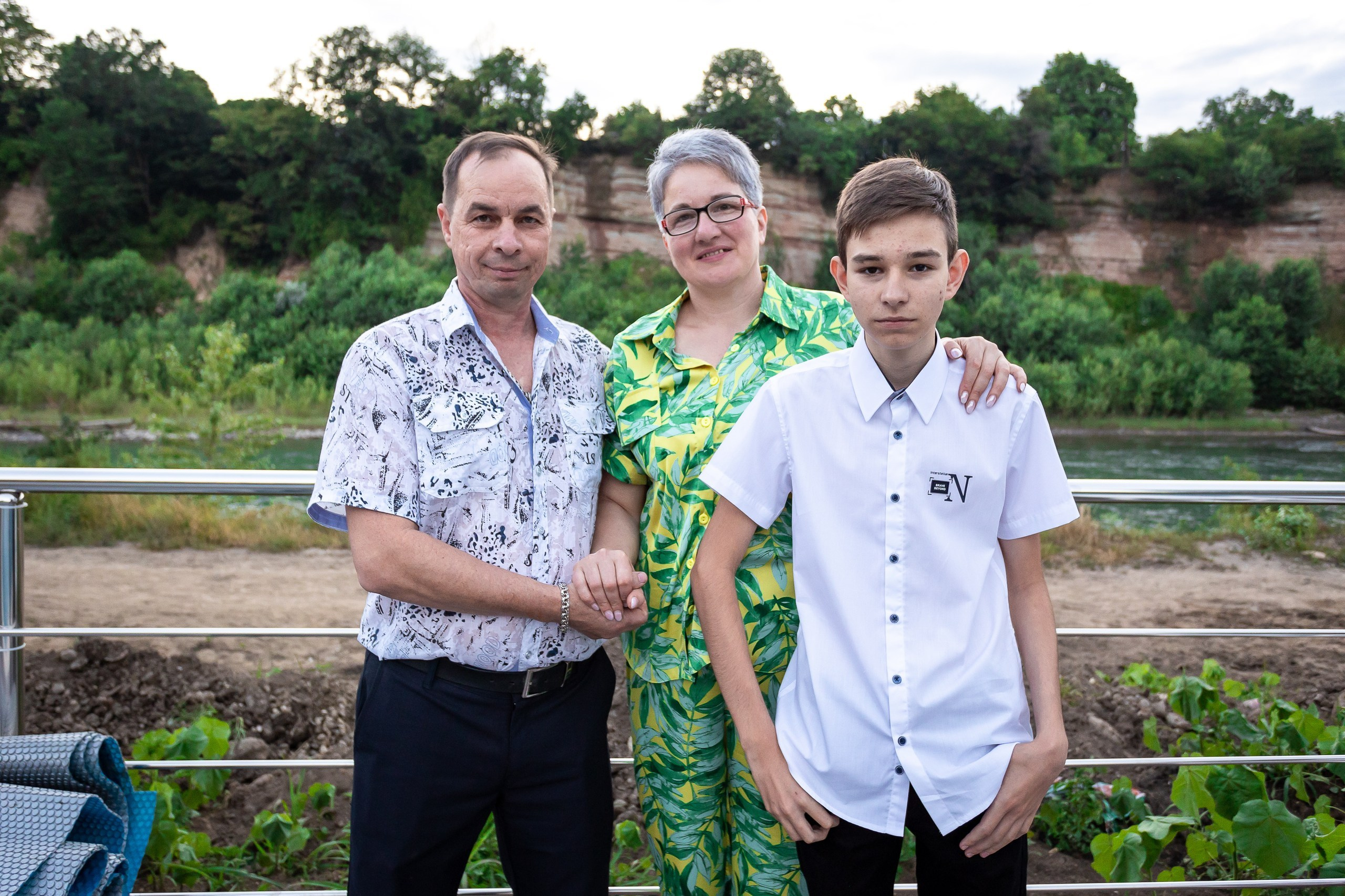 Вручение аттестата и выпускной вечер. Выпускные альбомы Майкоп, Краснодар Елена Золотарева