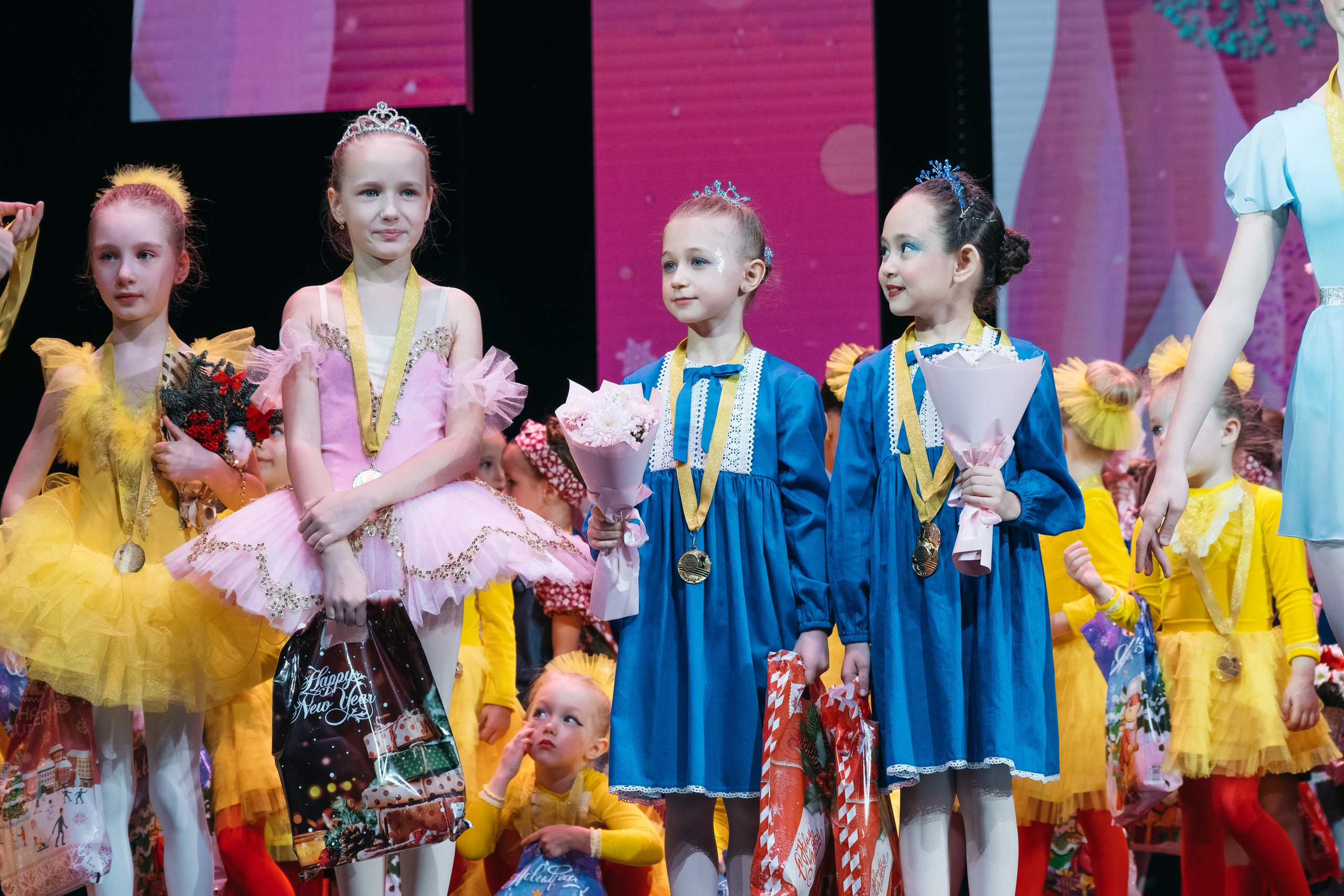 СурГУ 23.12.23. Репортажный и свадебный фотограф в Сургуте