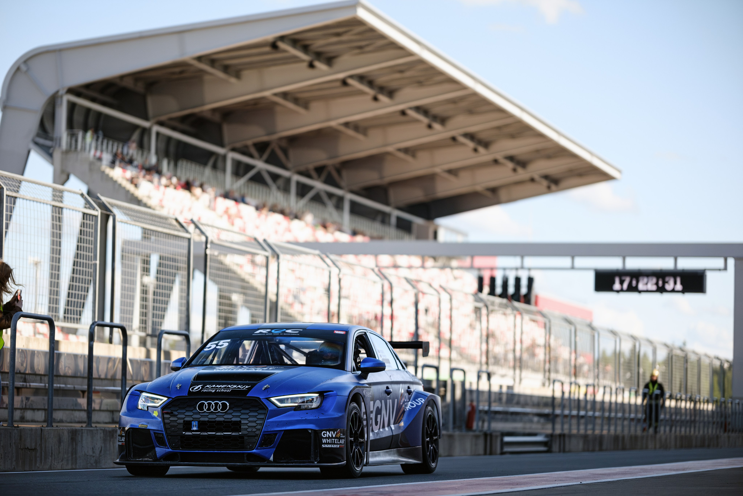 Российская серия гонок на выносливость. Авто и мотоспорт — фотограф Антон Медведев iCoguar