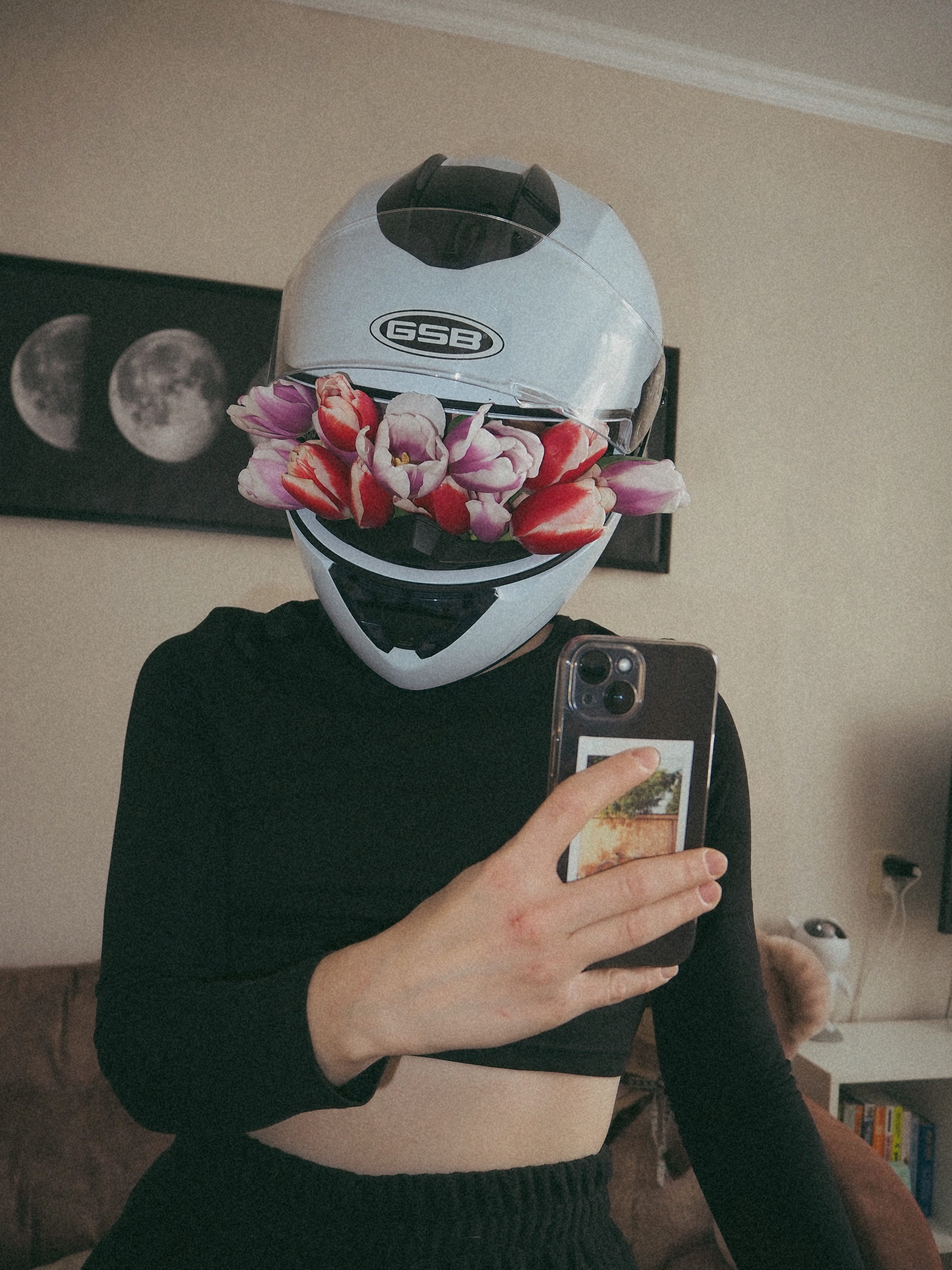 Happy March 8 🌷. <3