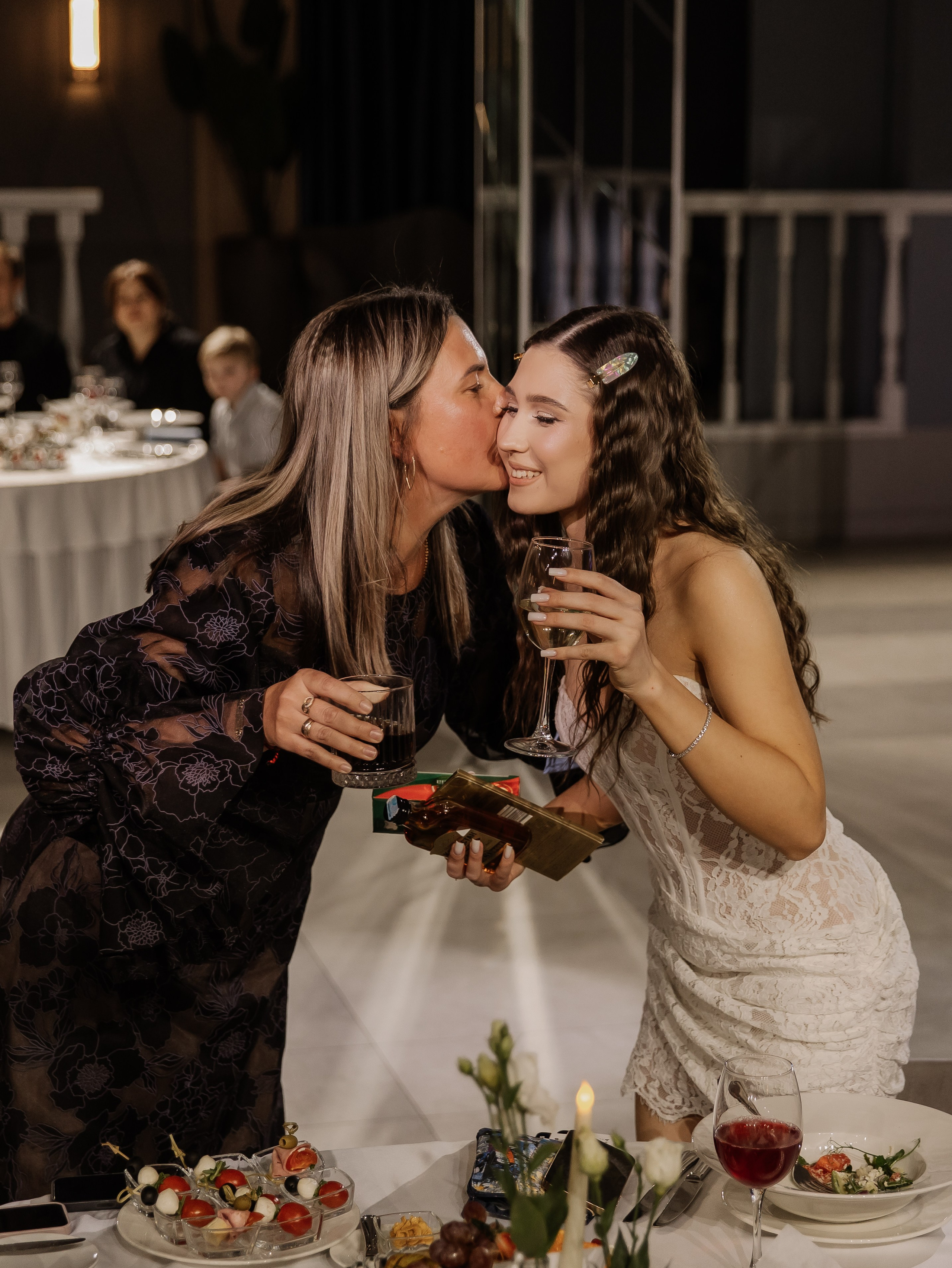 На борту Двацатилетия Малахит. СВАДЕБНЫЙ ФОТОГРАФ ЧЕЛЯБИНСК