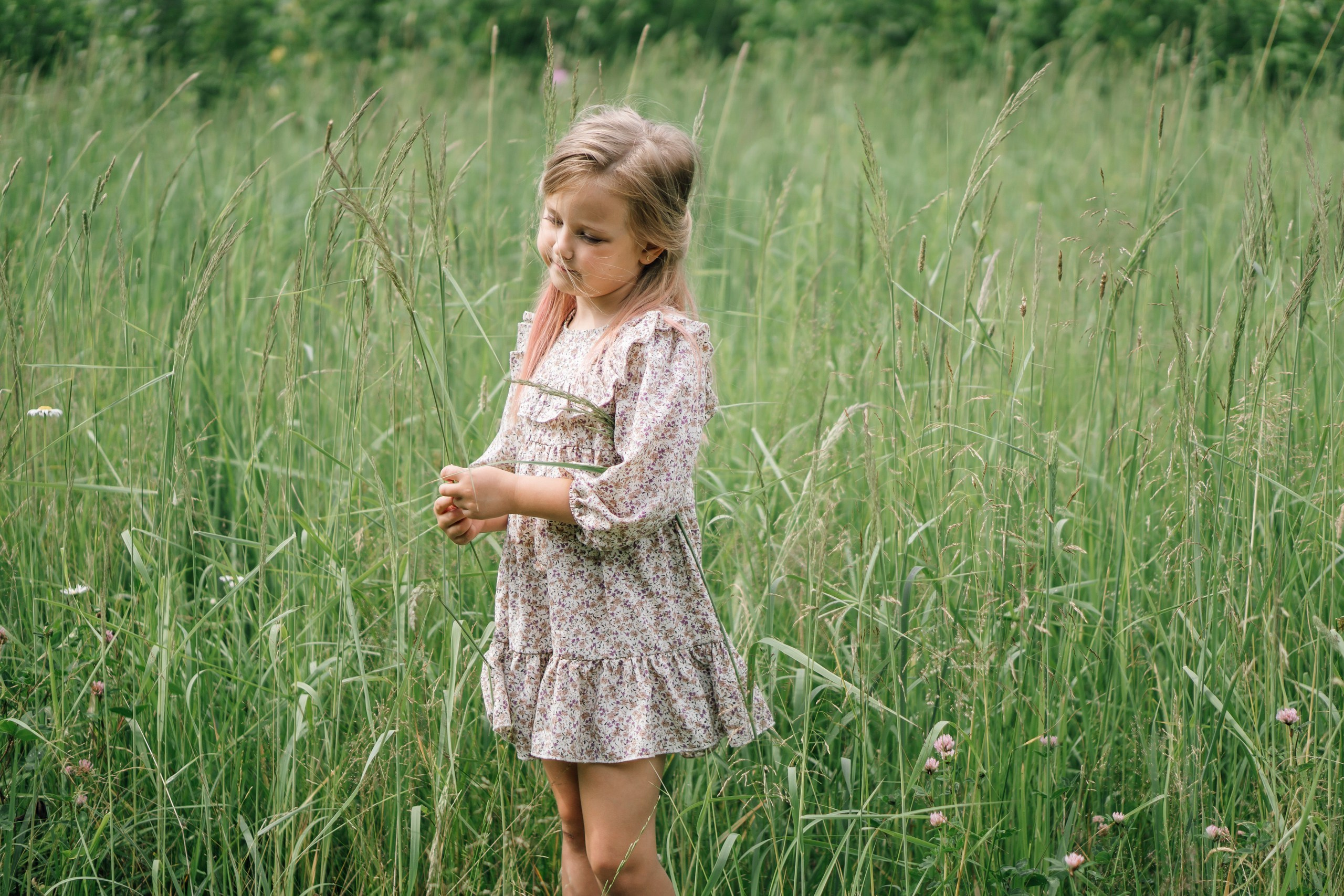 Семейная фотоссесия на природе. Свадебный фотограф в Дмитрове