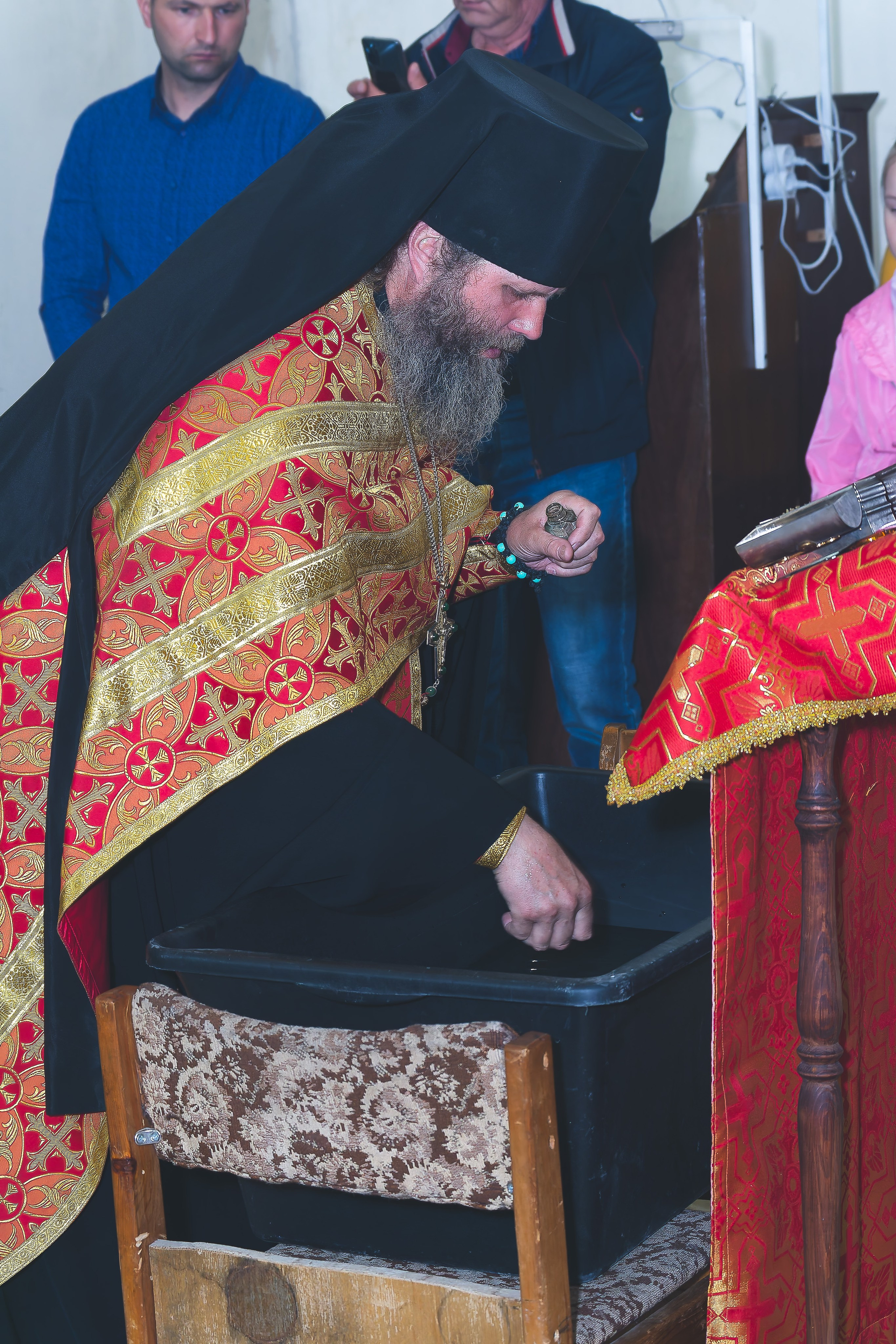 Крещение Ксении в храме Рождества Пресвятой Богородицы д. Щербинино. Фотограф Евгений Егоров