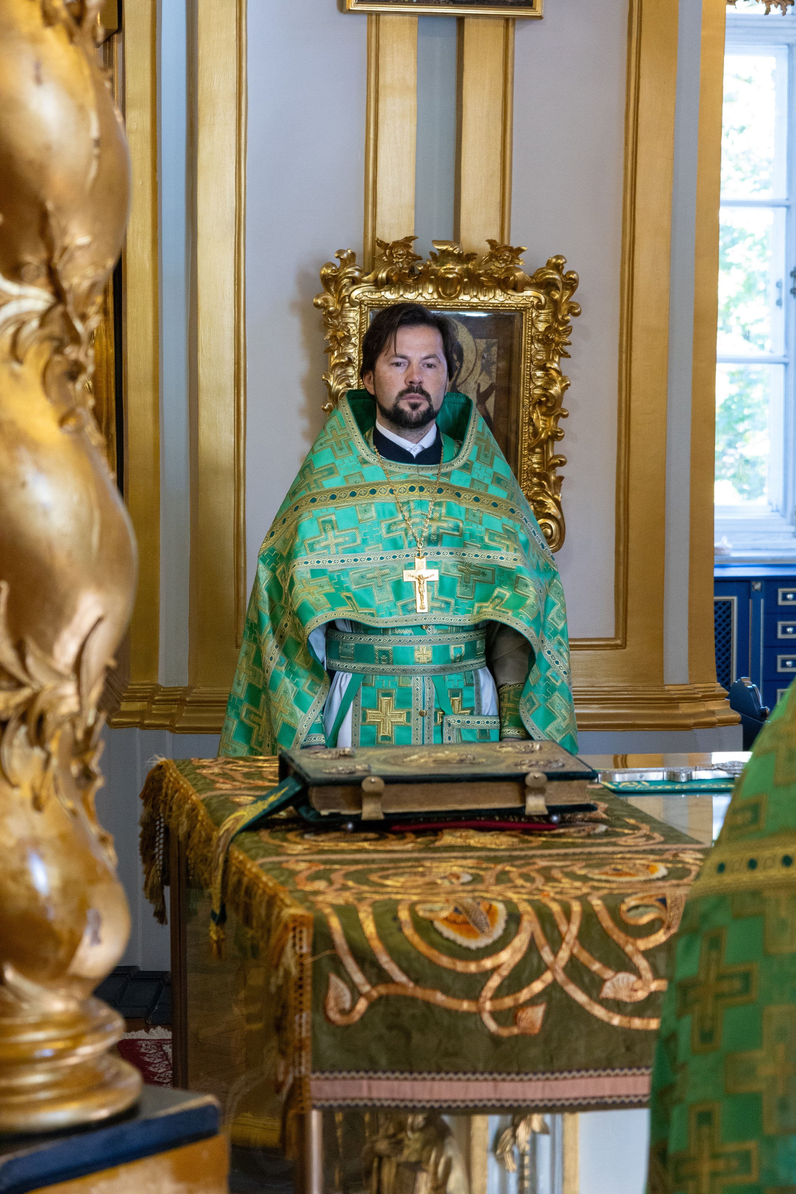 Неделя 16-я по Пятидесятнице, по Воздвижении. Глас 7-й. Попразднство Воздвижения Креста. Вмч. Никиты. НИКОЛО-БОГОЯВЛЕНСКИЙ МОРСКОЙ СОБОР