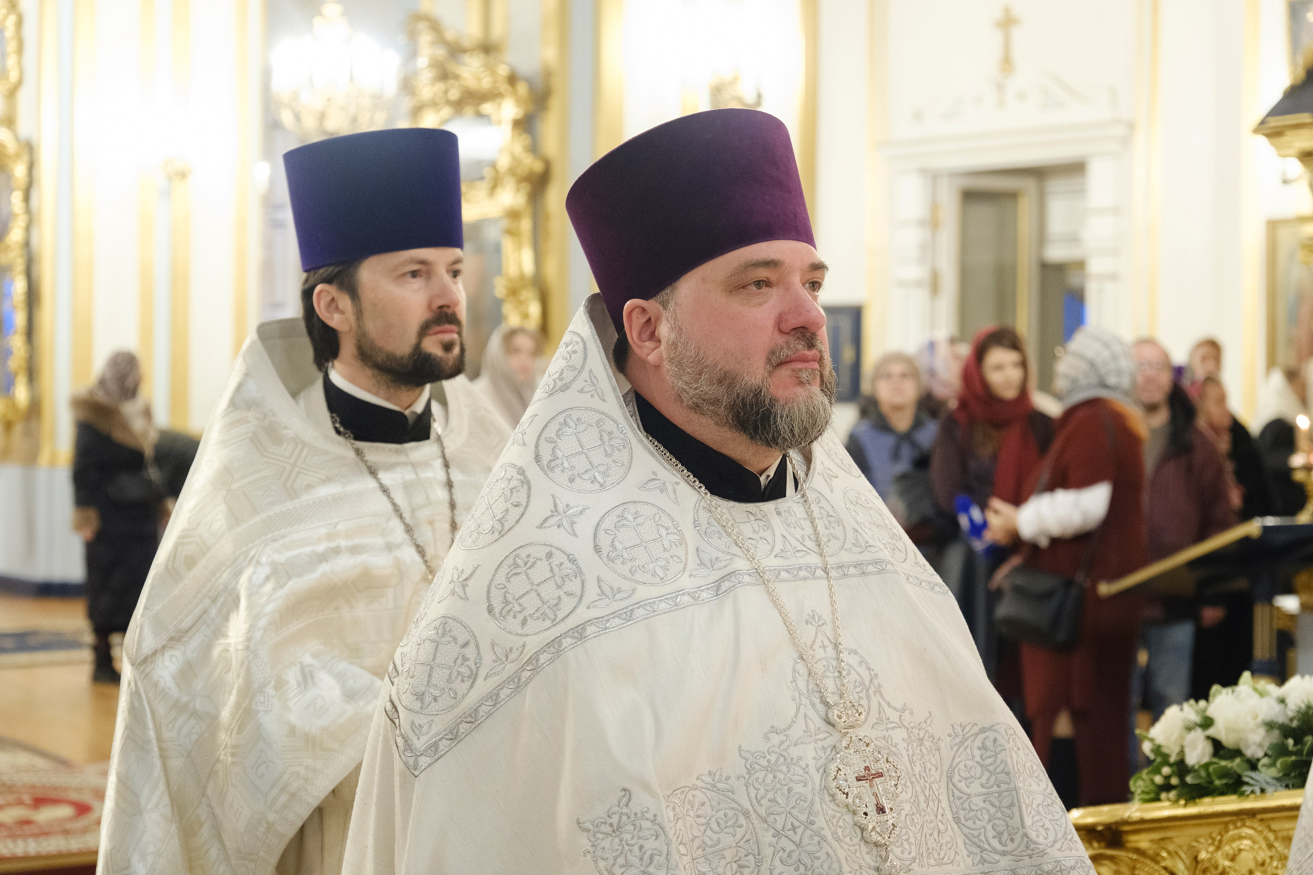 Божественная литургия в Николо-Богоявленском морском соборе. НИКОЛО-БОГОЯВЛЕНСКИЙ МОРСКОЙ СОБОР