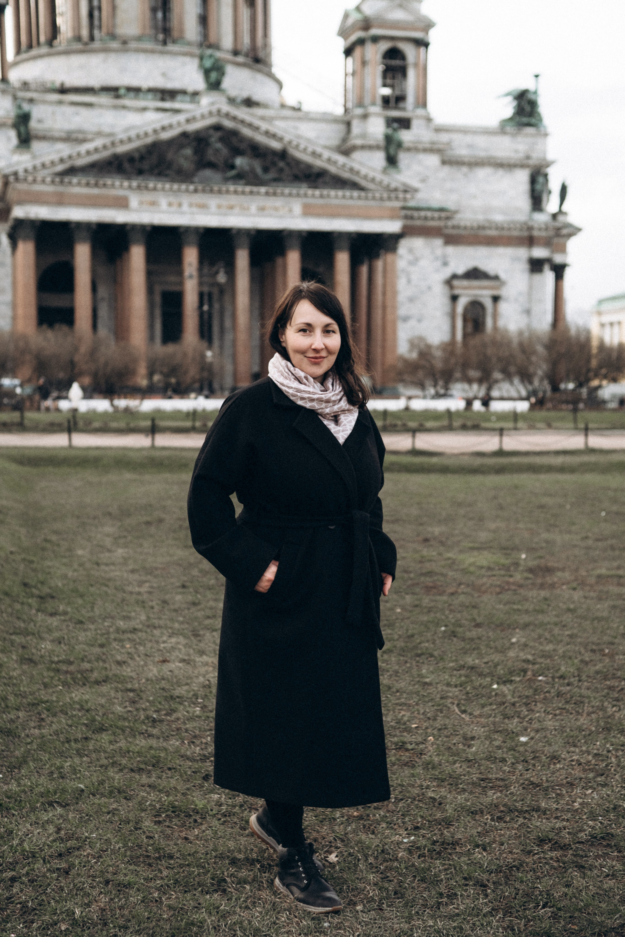 Прогулка у Исаакиевского собора. Фотограф в Санкт-Петербурге Кристина Брянская