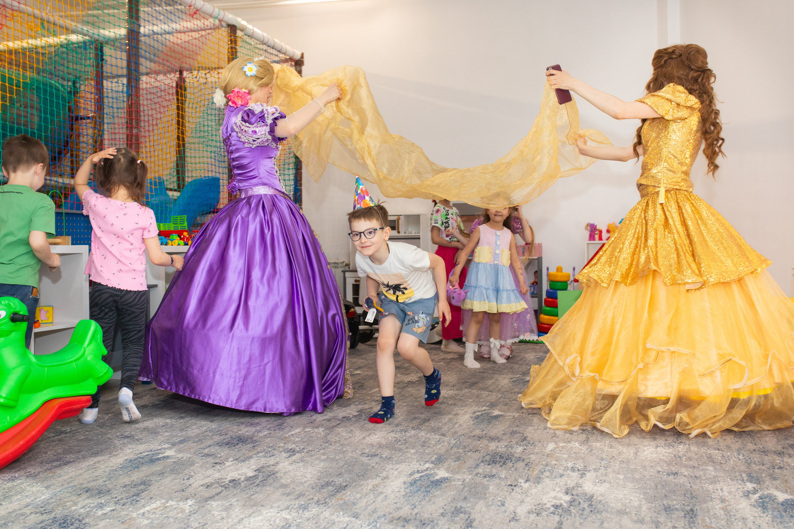 Улыбника -Василисе 6 лет!. Фотограф в Новосибирске Ася Зверева