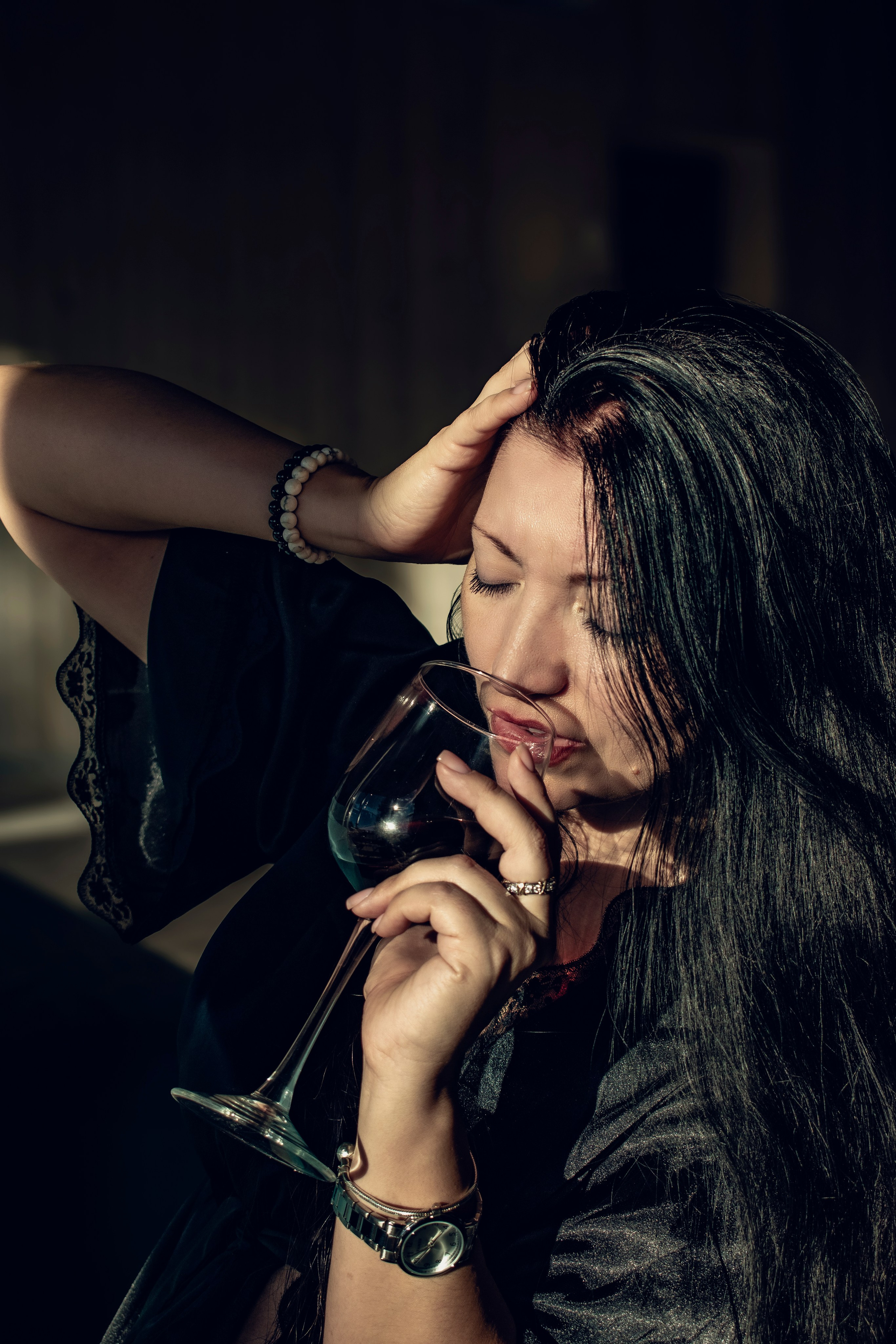 Леди и вино. Фотограф в Санкт-Петербурге Алексеева Яна