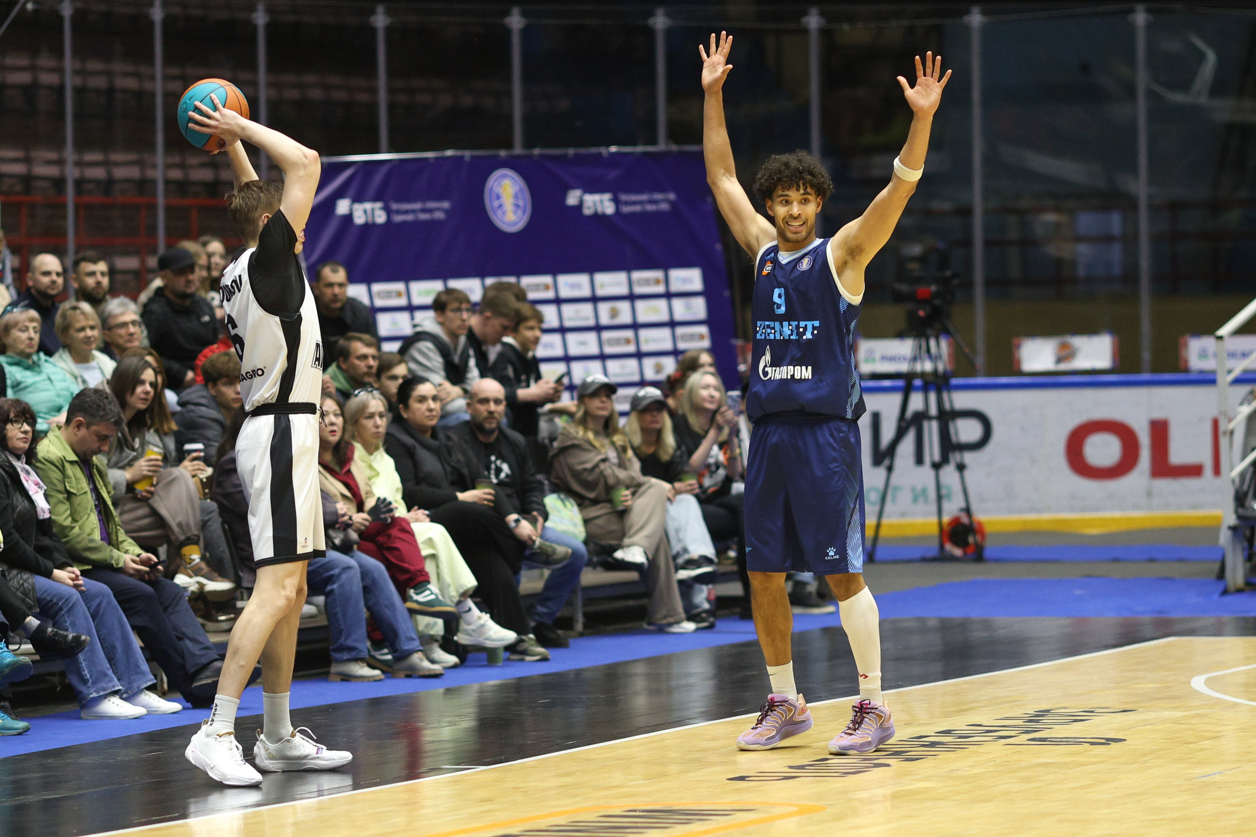 Автодор — Зенит 64-95. Фотограф Дмитрий Алексеев