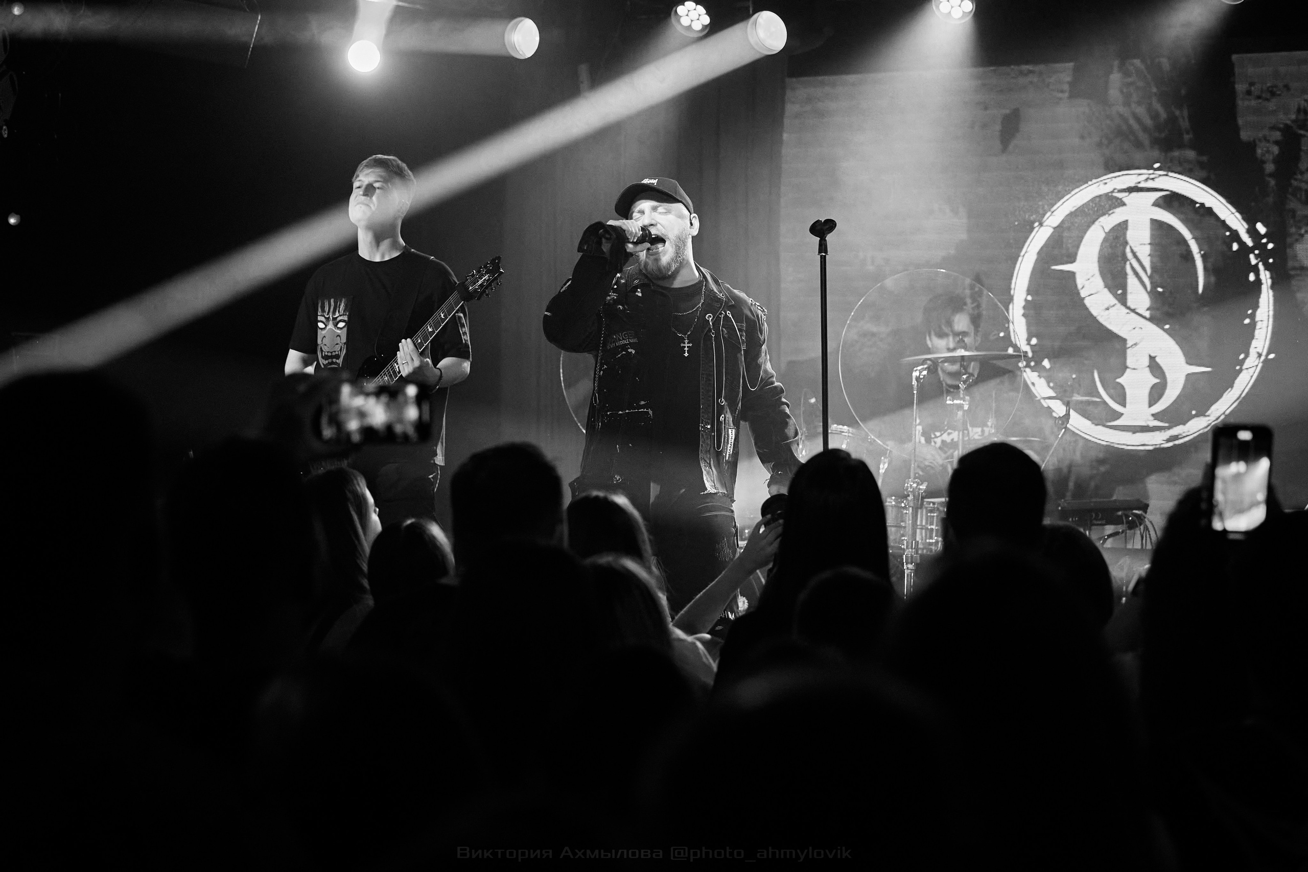 26.06.2024 iOstra 16 Тонн. Виктория Ахмылова. Фотограф в Москве