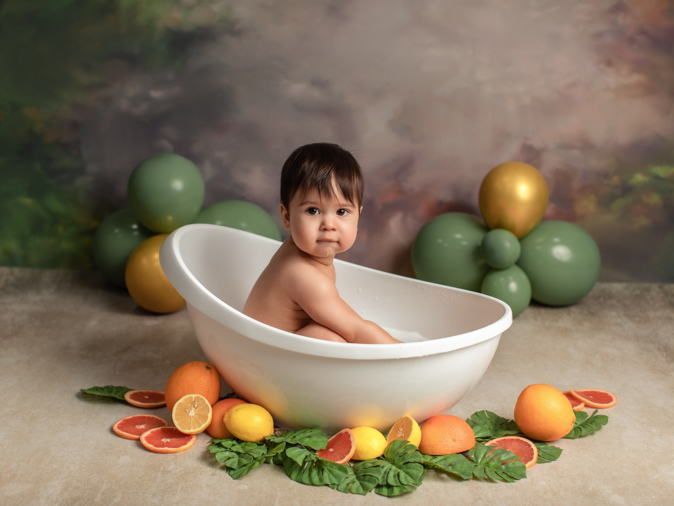 Молочные ванночки (доплата 1000 руб). Фотограф новорождённых и детей до года на КМВ