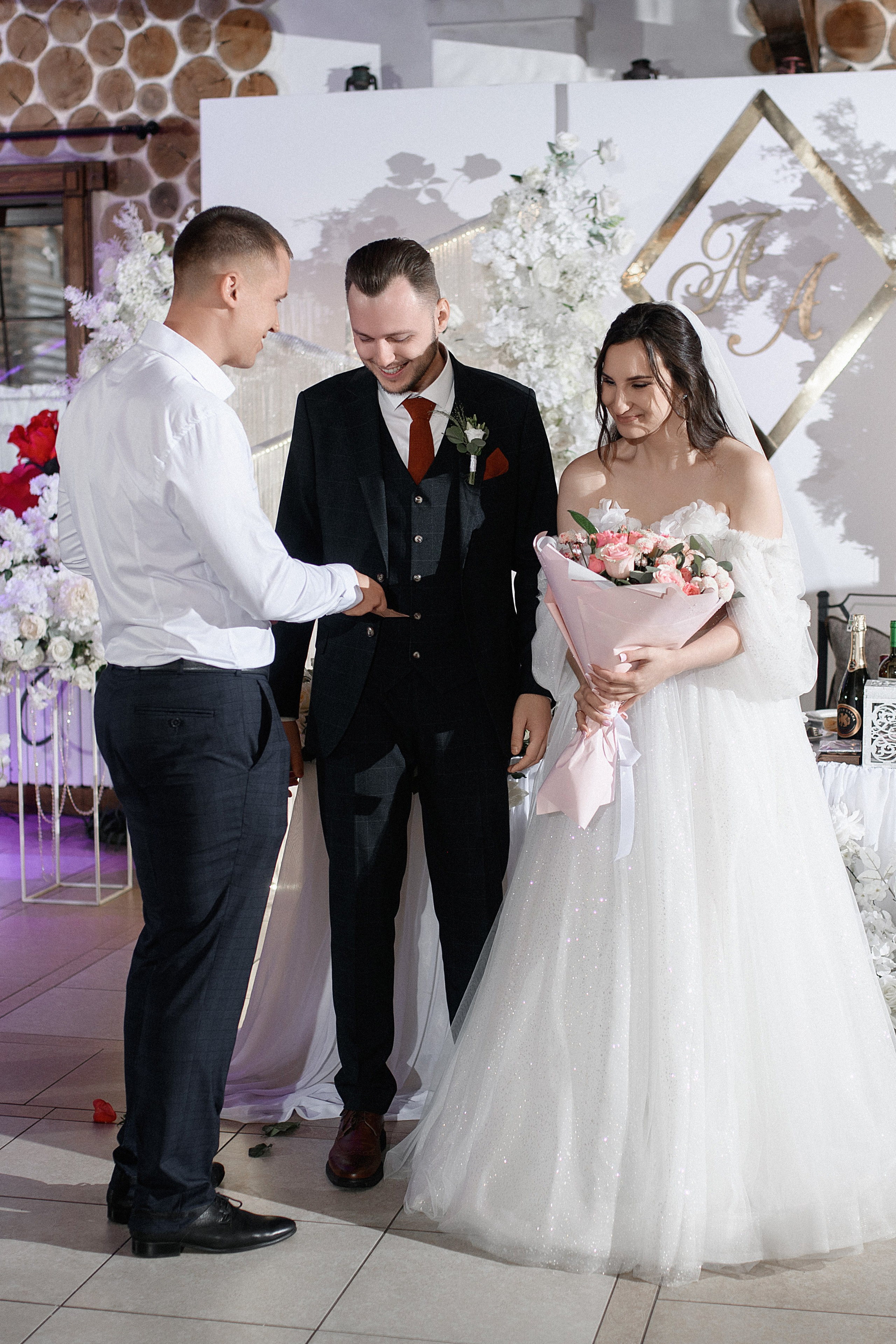 Александр и Александра. Свадебный фотограф Белгород Валуйки Старый Оскол Воронеж