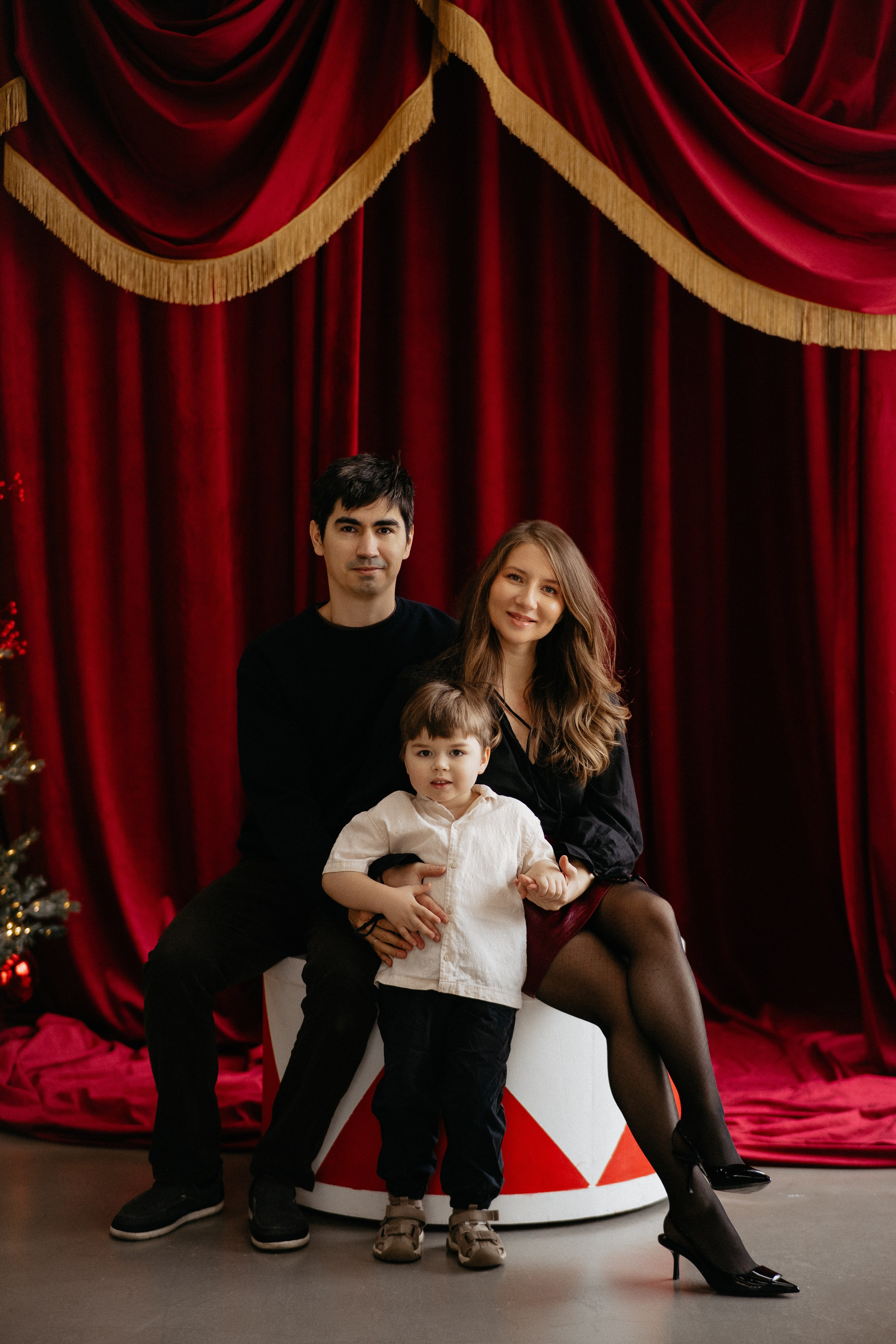 Семейная в Клары Цеткин. Свадебный фотограф Челябинск Зиненко Виктория