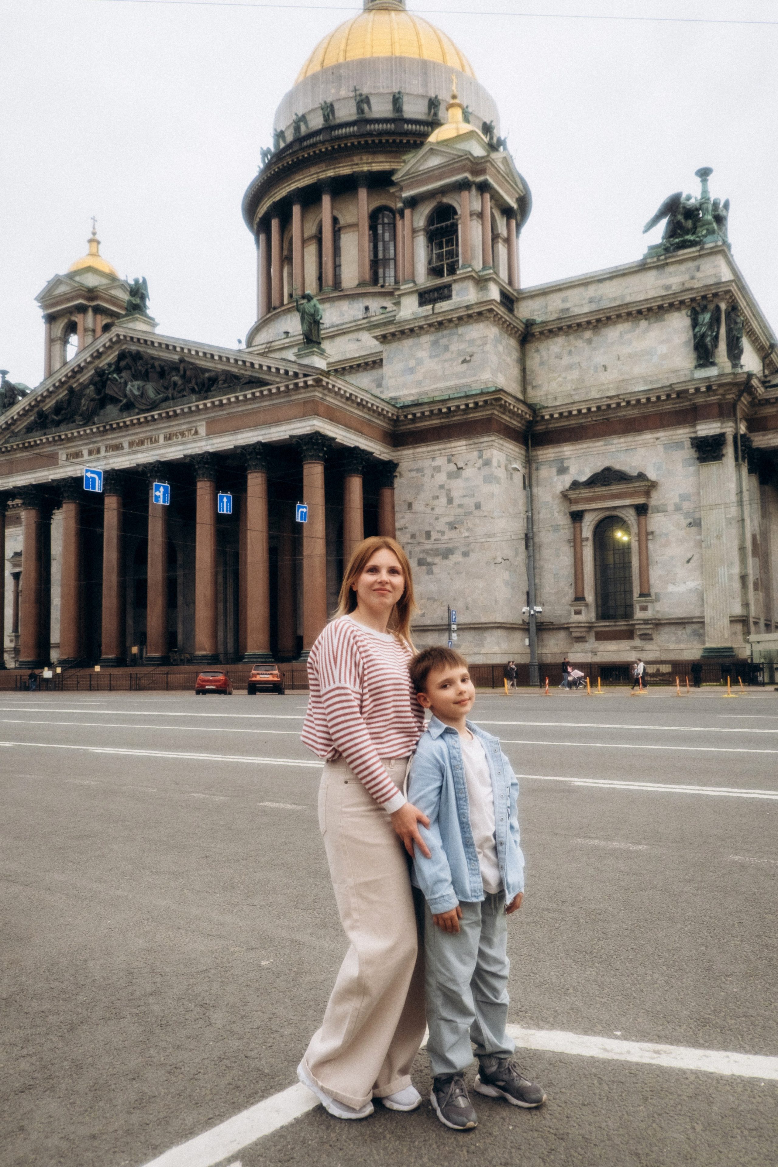Семейная прогулочная фотосессия в Спб. Фотограф в Санкт-Петербурге Кристина Брянская