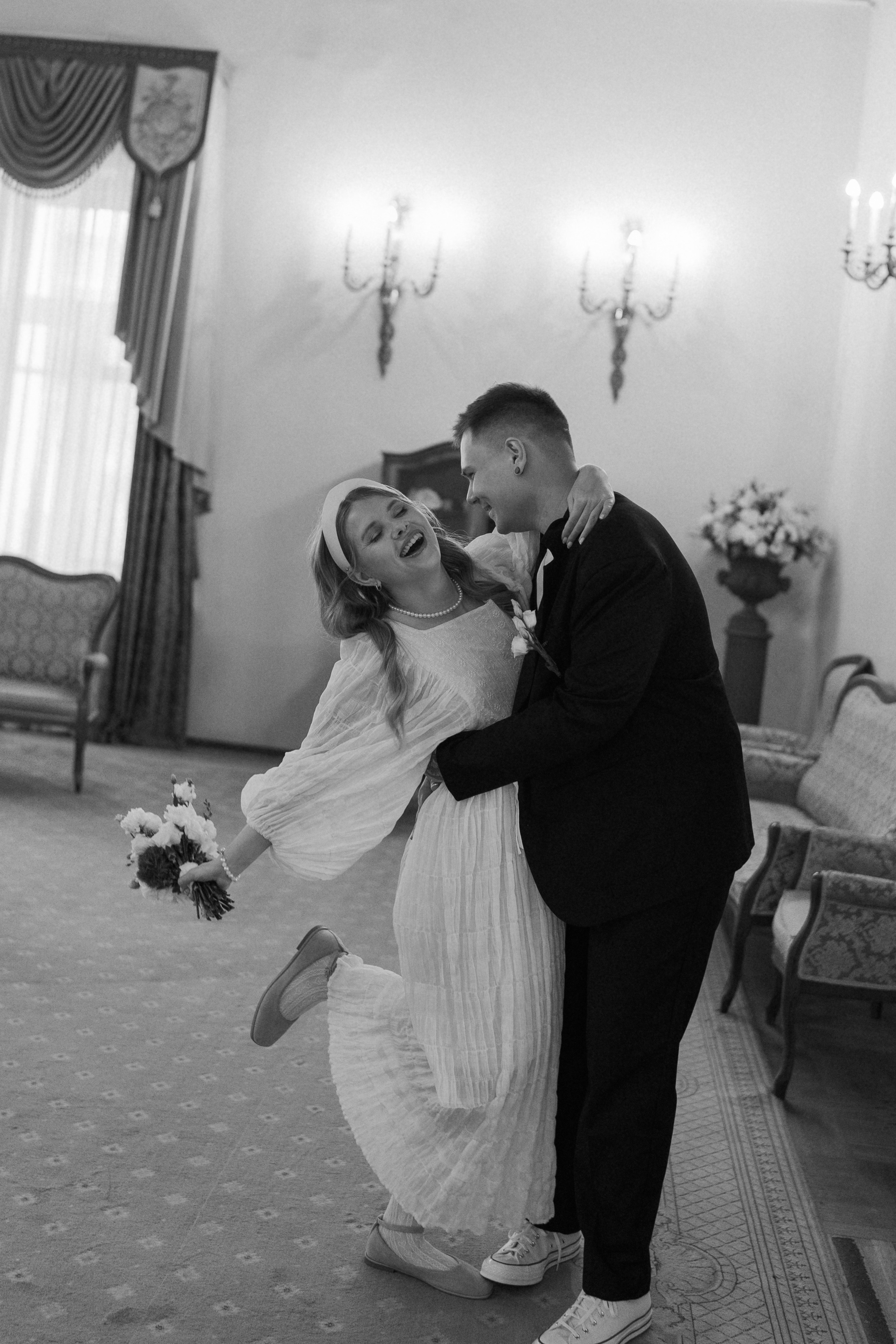 Любовь во 2-м Дворце Бракосочетания. Фотограф в Санкт-Петербурге — Лучина Екатерина