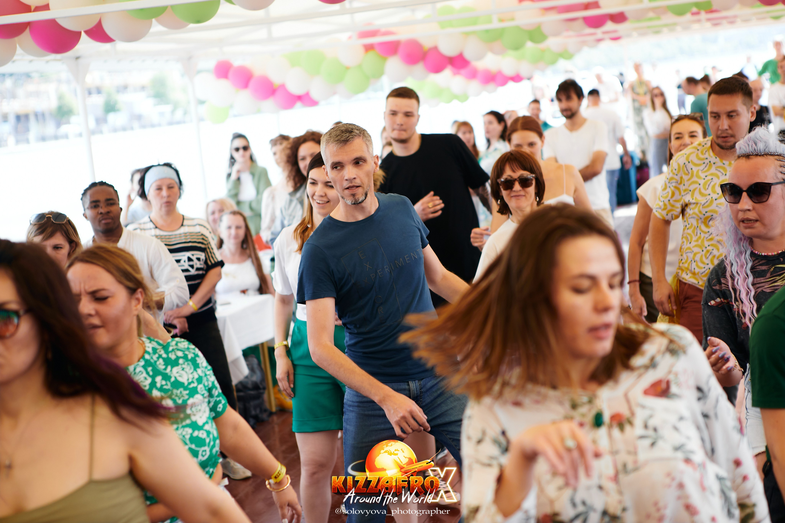 Boat party. Свадебный фотограф