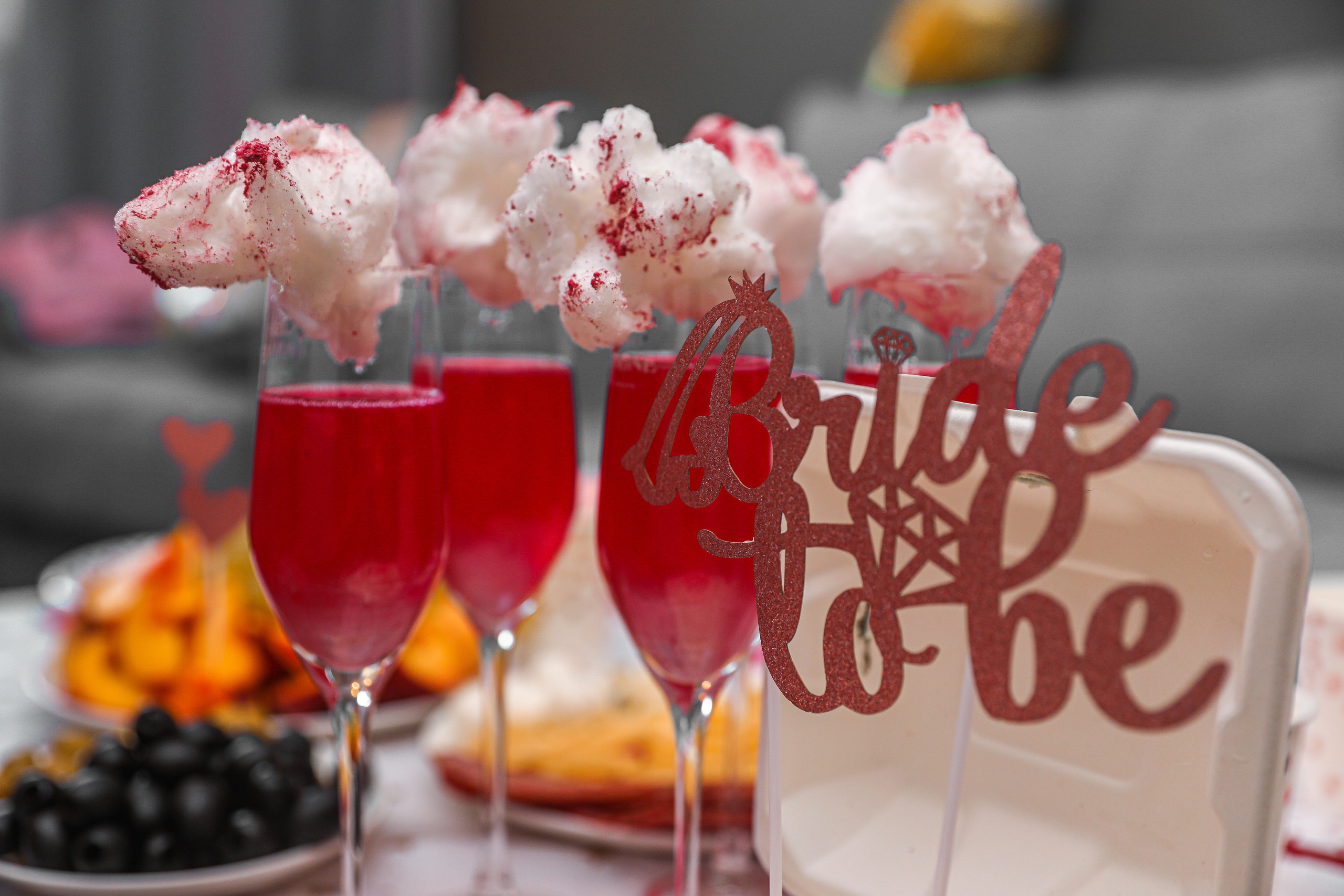 ДЕВИЧНИКИ. Photographer Viktoriya Markushina «My world throug»