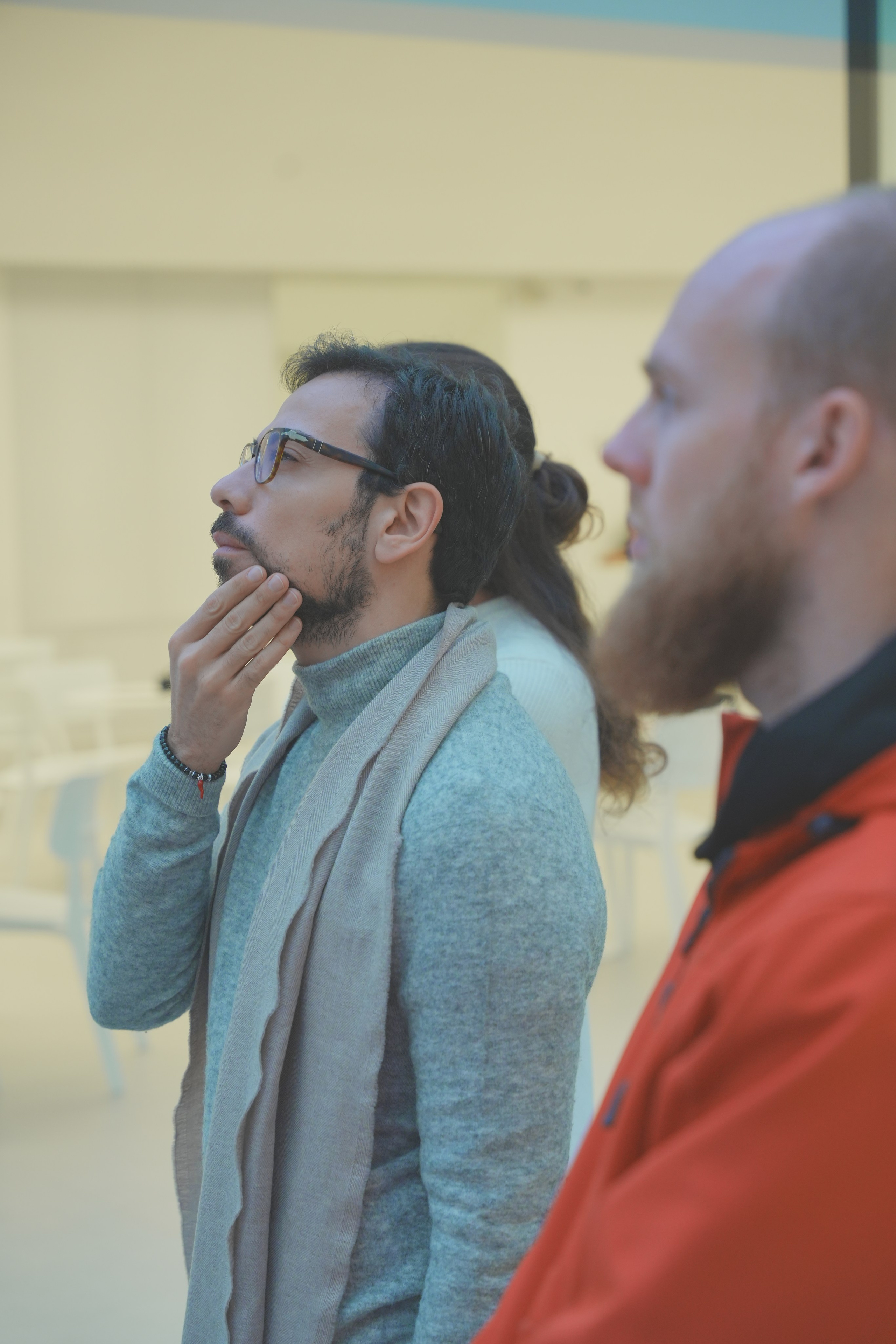 Экскурсия для туристов. Уголок фототворчества Никиты Усачева