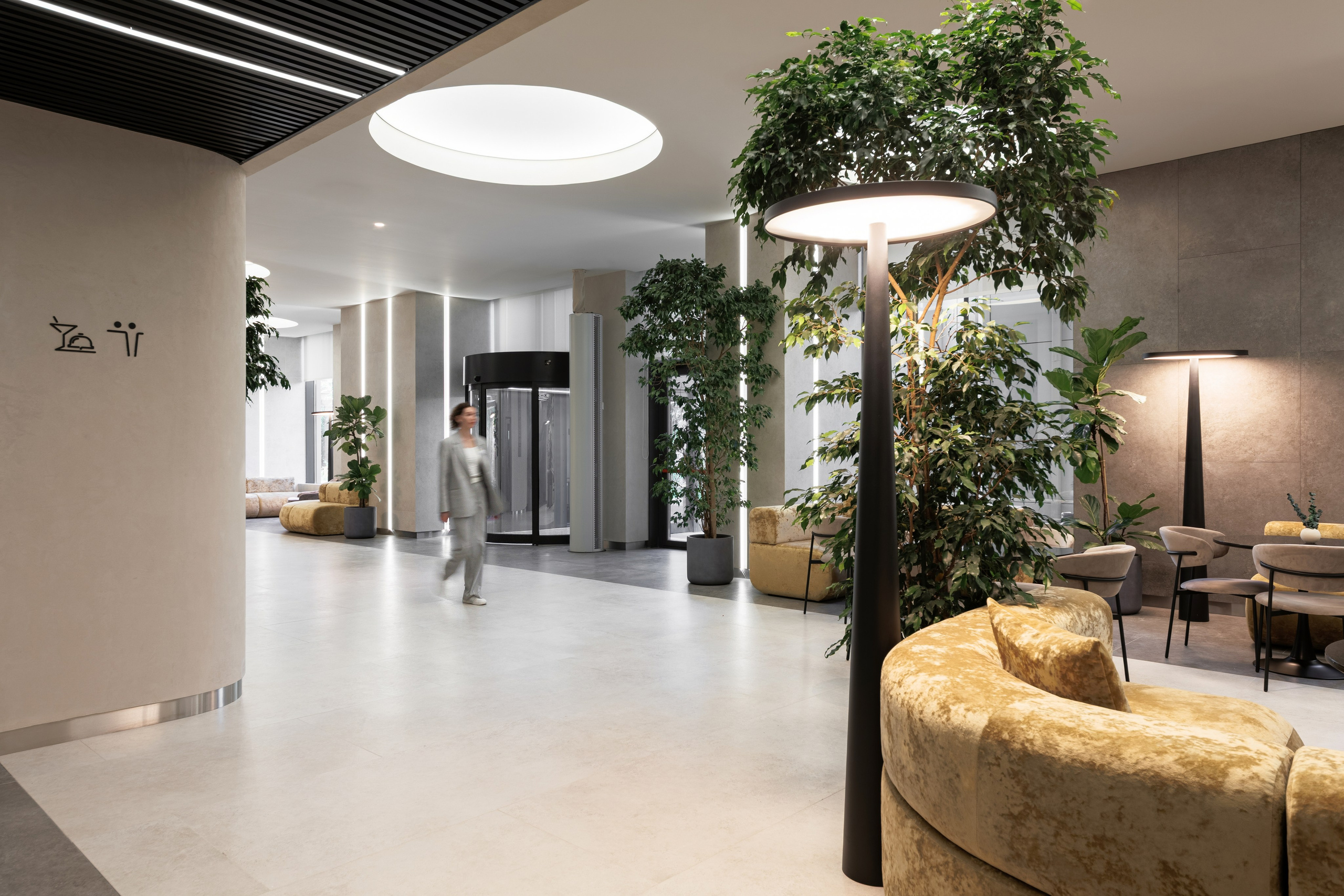 Лобби отеля Svet