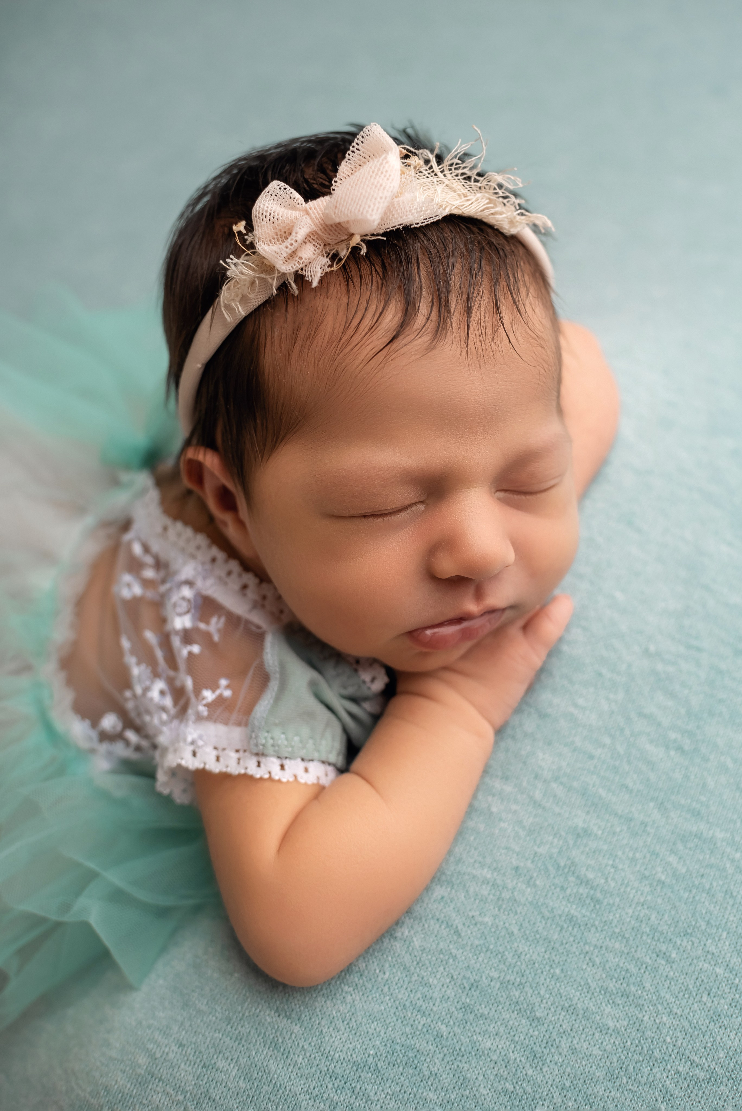 Новорождённые девочки. Детский фотограф новорождённых в Минске Боровик Екатерина