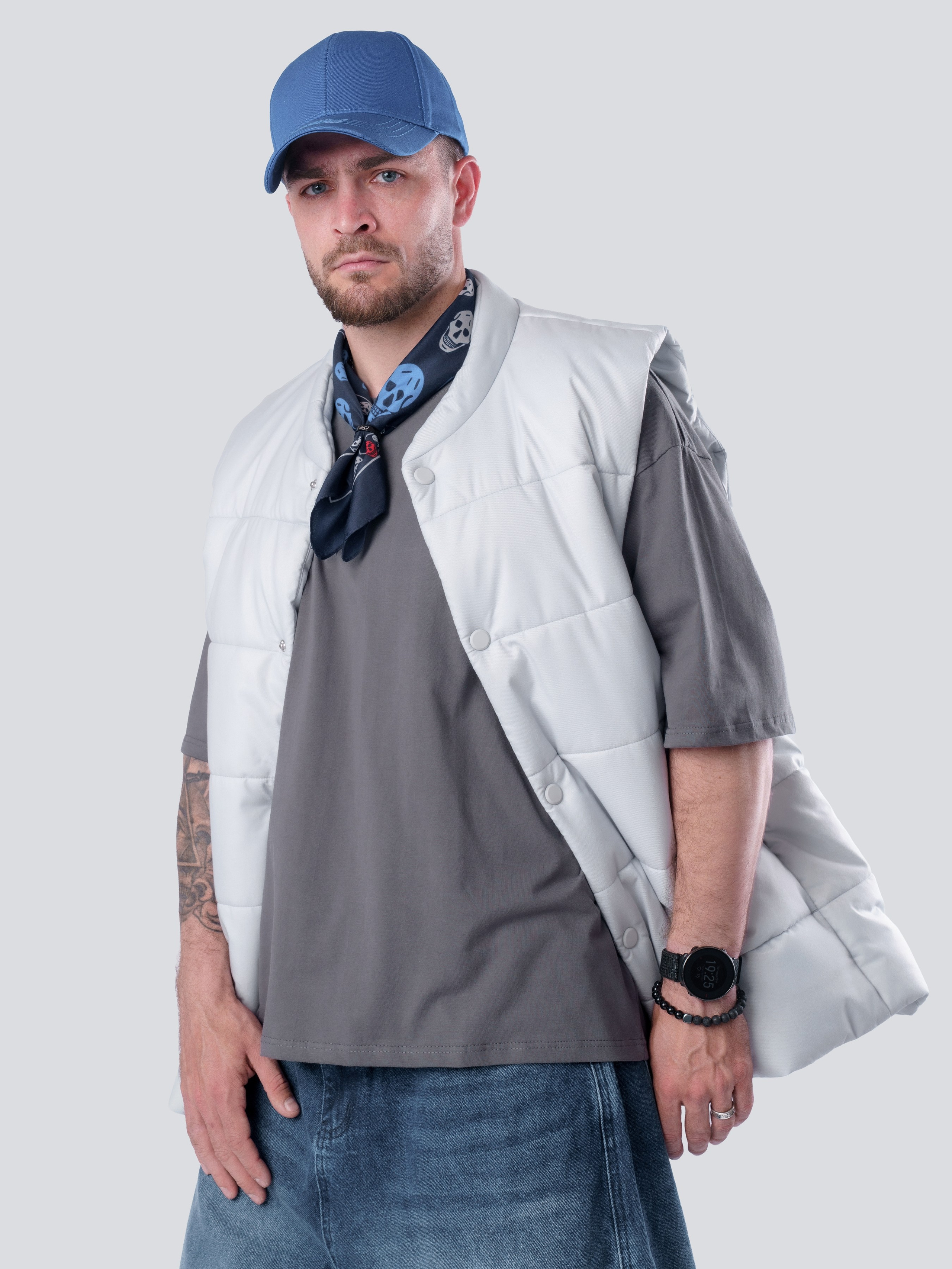 Футболки мужские. KED Production — продакшн из СПб. Создаём фото, видео и контент, который помогает брендам и селлерам продавать больше