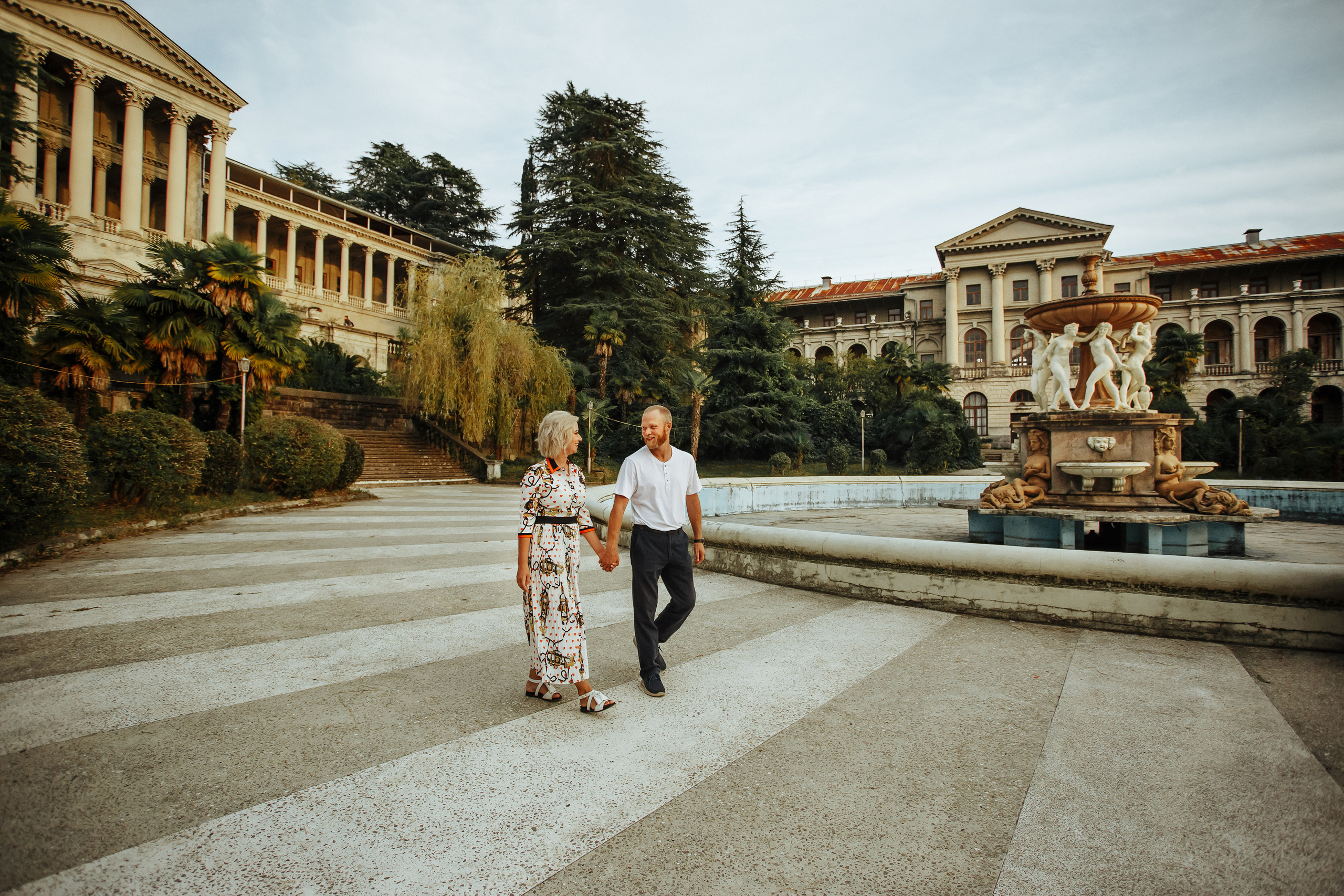Санаторий Орджоникидзе. Милана Довгаль - семейный фотограф и видеограф  в Адлере и Сочи