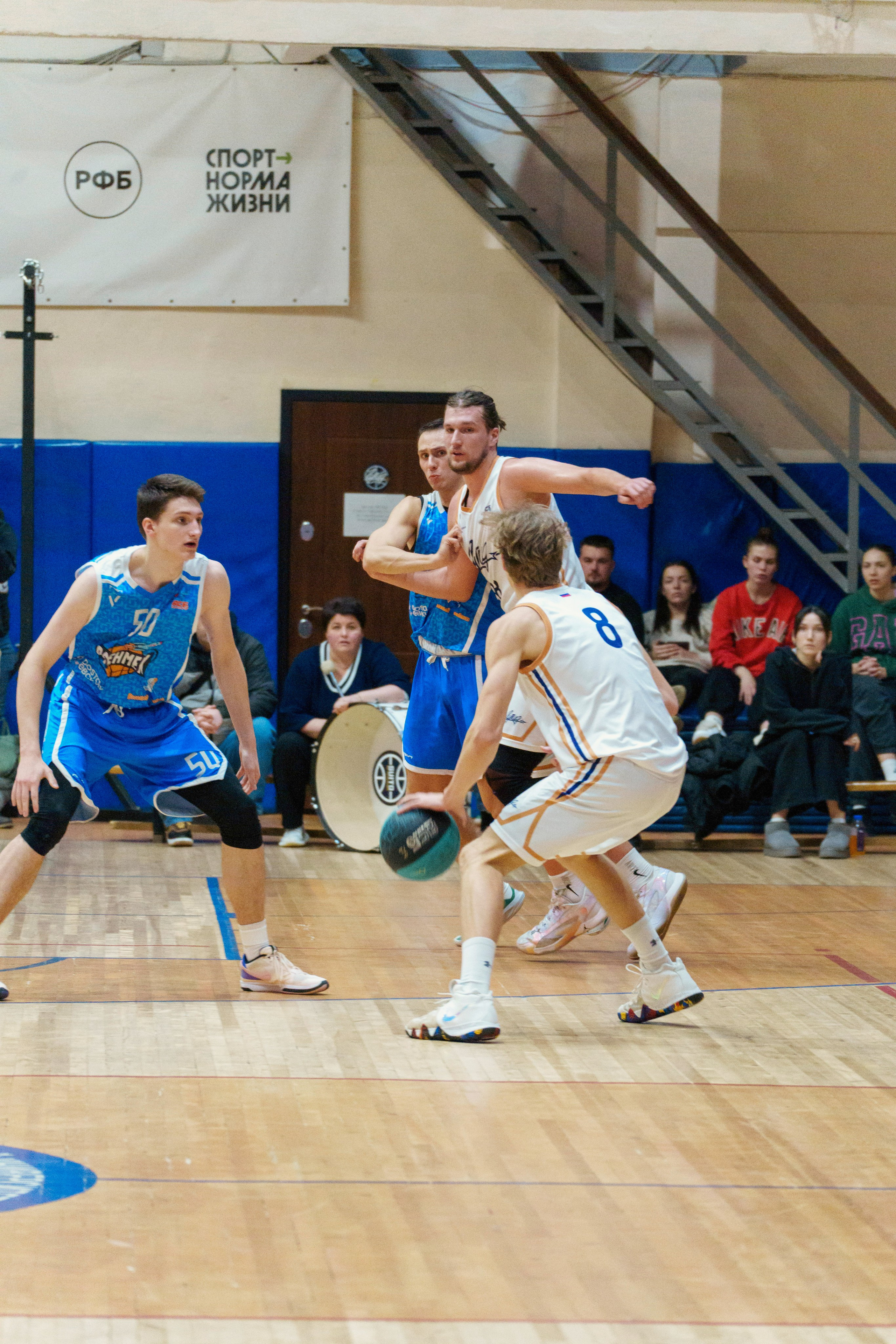 Баскетбол ГУТИД и ВОЕНМЕХ. Фотограф в Санкт-Петербурге Ибрагимова Алина