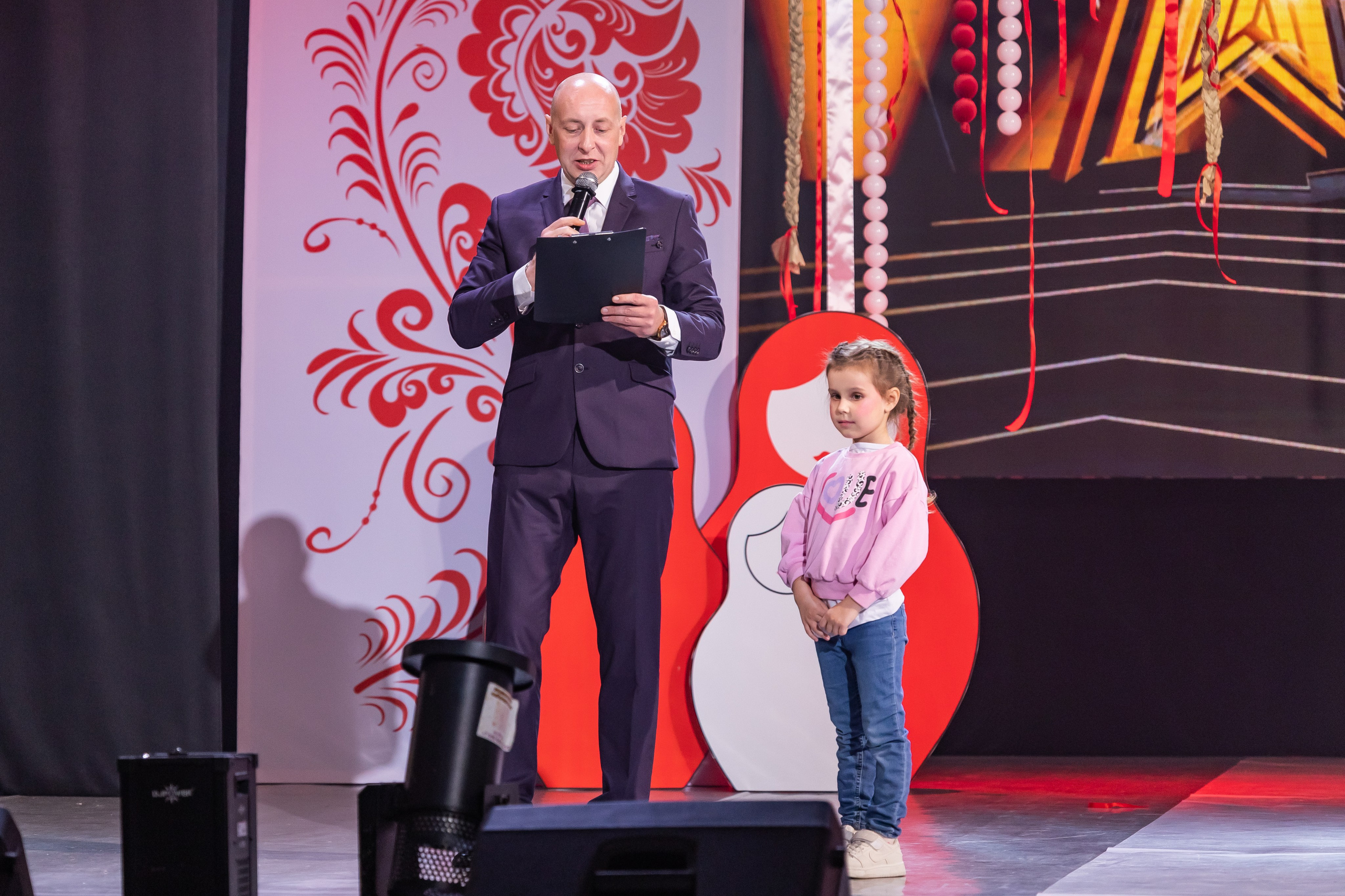 Показ Happy Kids. Выпускные альбомы во Владивостоке