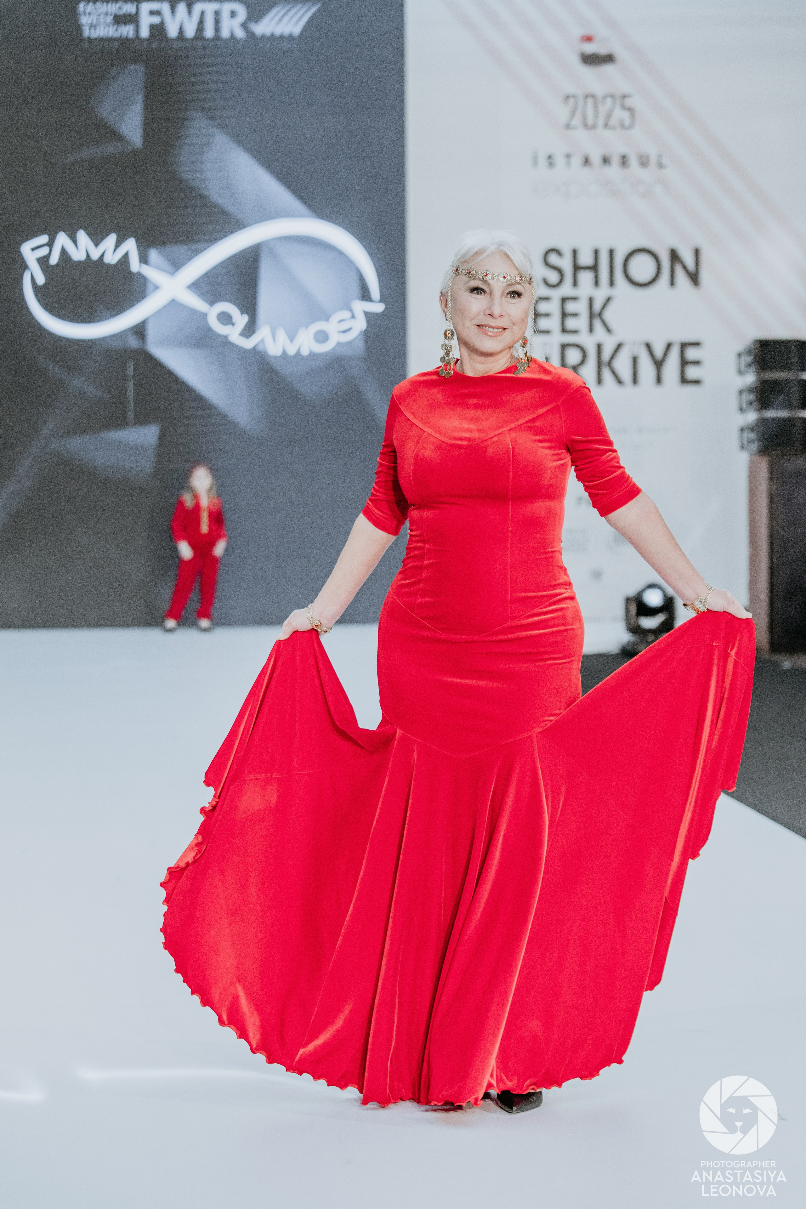 Fashion Week Türkiye [spring, 2025]. Anastasia Leonowa