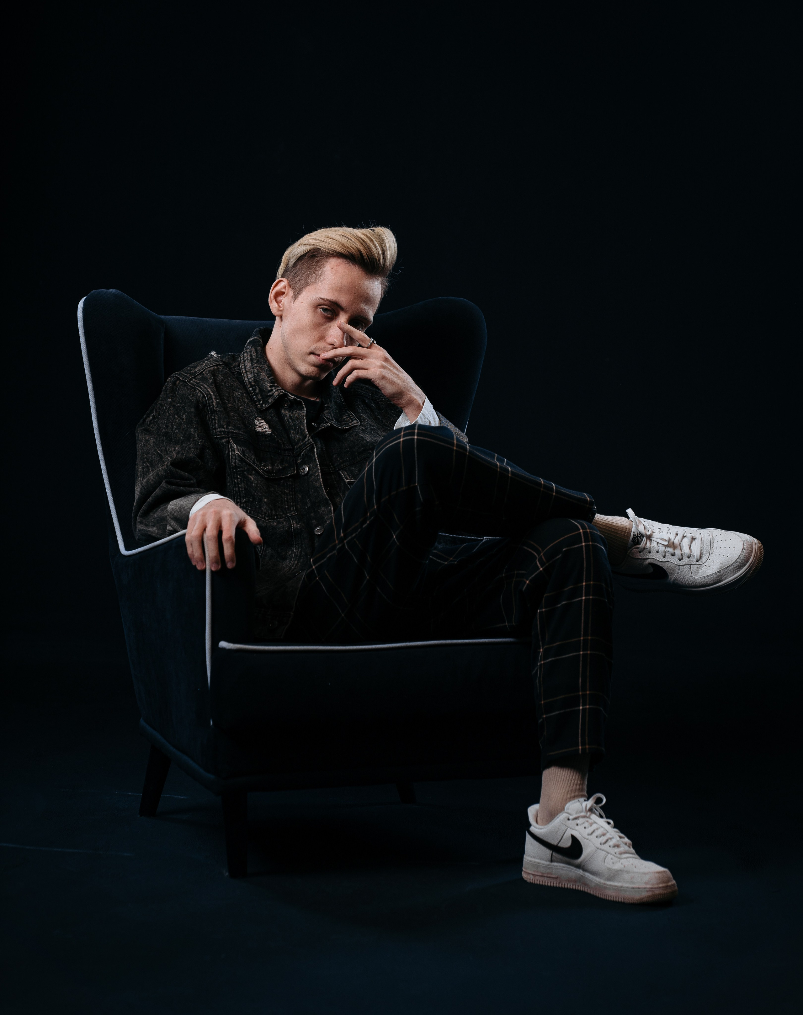 Портреты. Фотограф Москва Денис Косых — портреты, йога, творческие съёмки