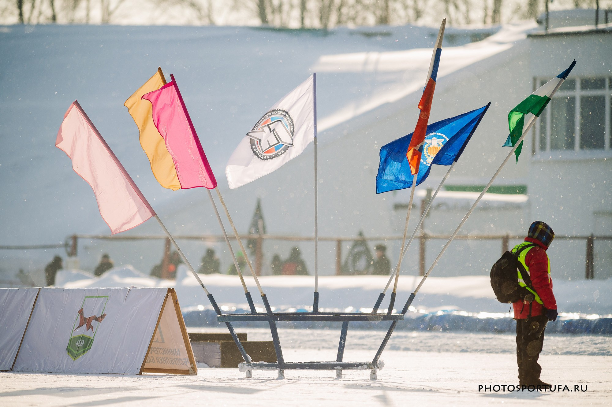 Мотогонку на льду. Спортивный фотограф в Уфе Евгений Буров