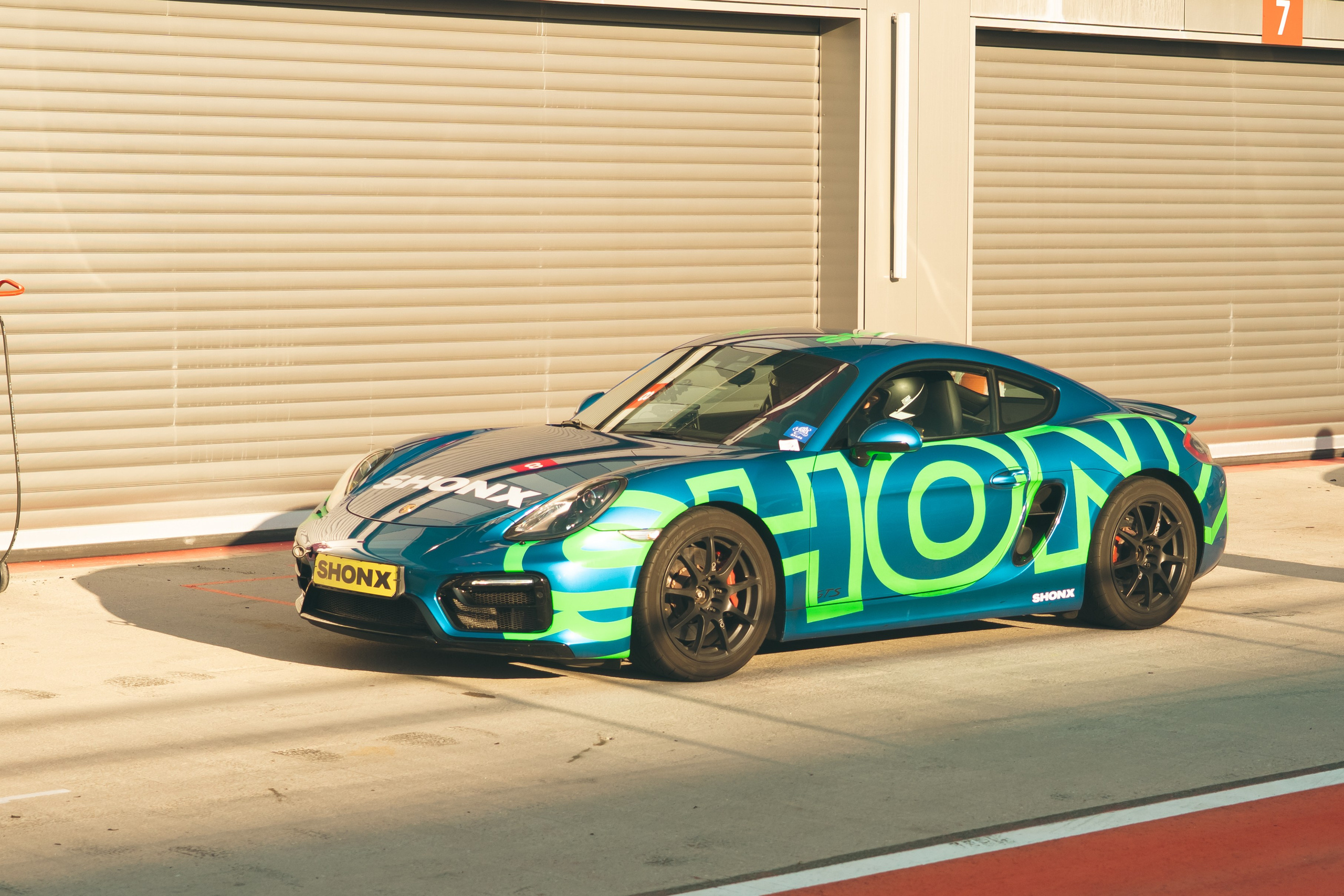 Трек-день Игора Драйв. Портретный и автомобильный фотограф в Санкт-Петербурге Евгений Черепанов