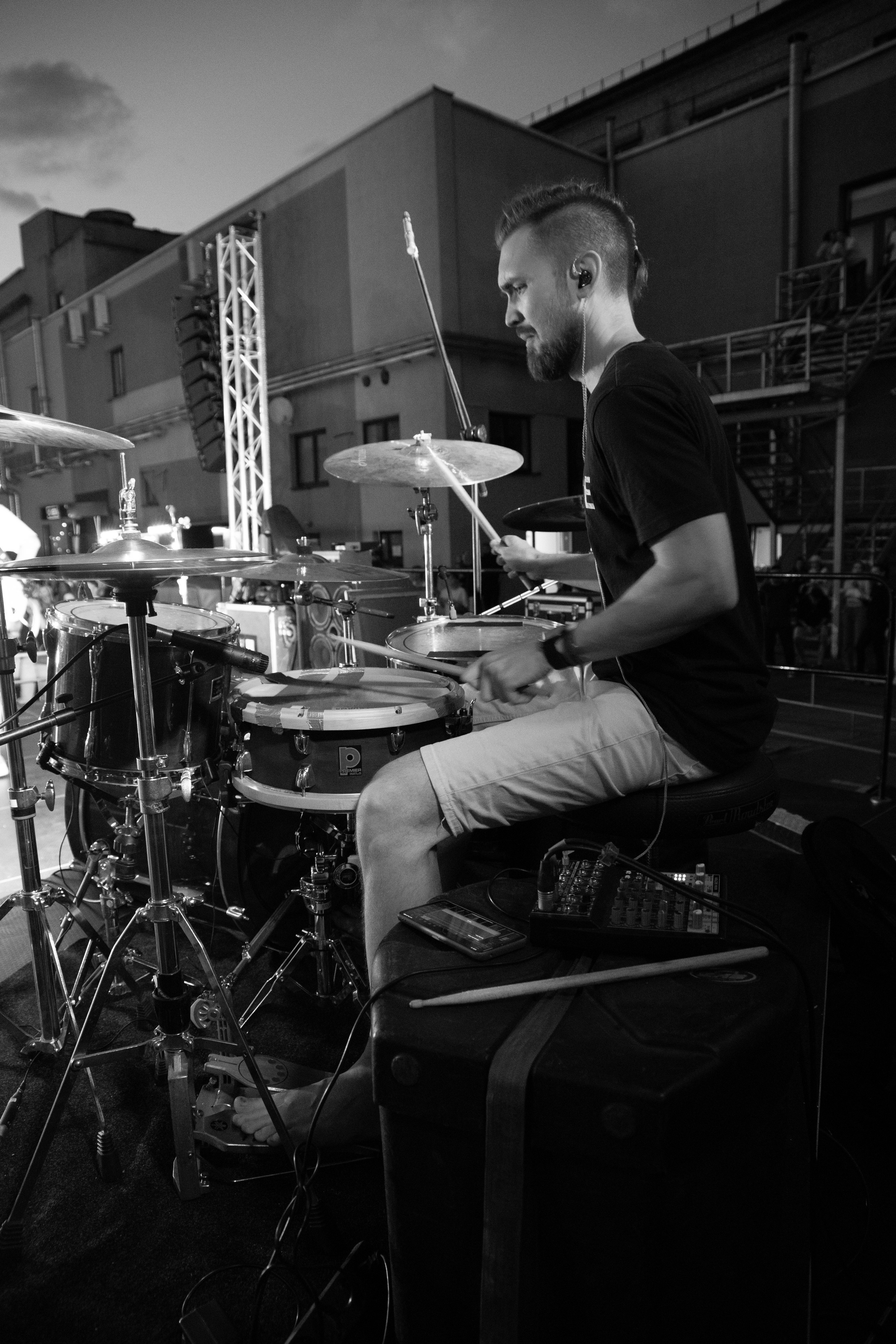 Вечеринки концерты движ. Свадебный, love фотограф