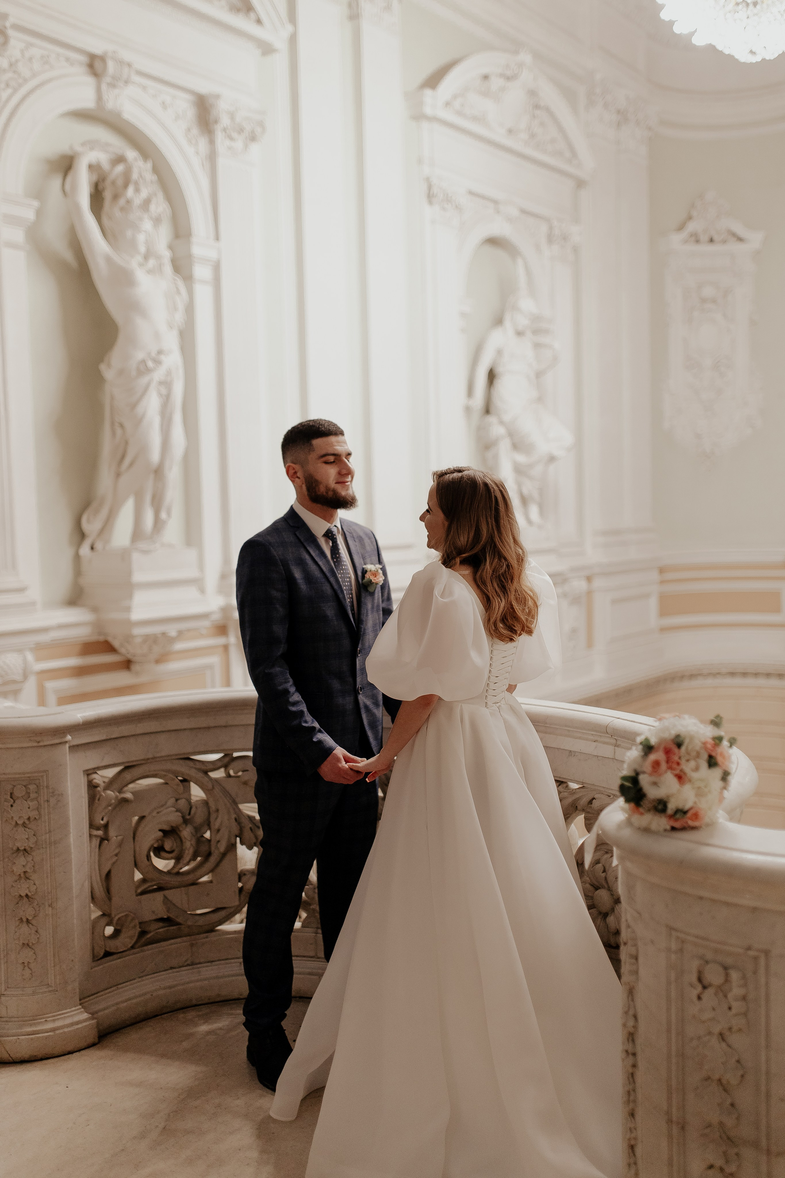 Свадьба в первом дворце бракосочетания Петербурга. Фотограф в Санкт-Петербурге Лиза Семченкова