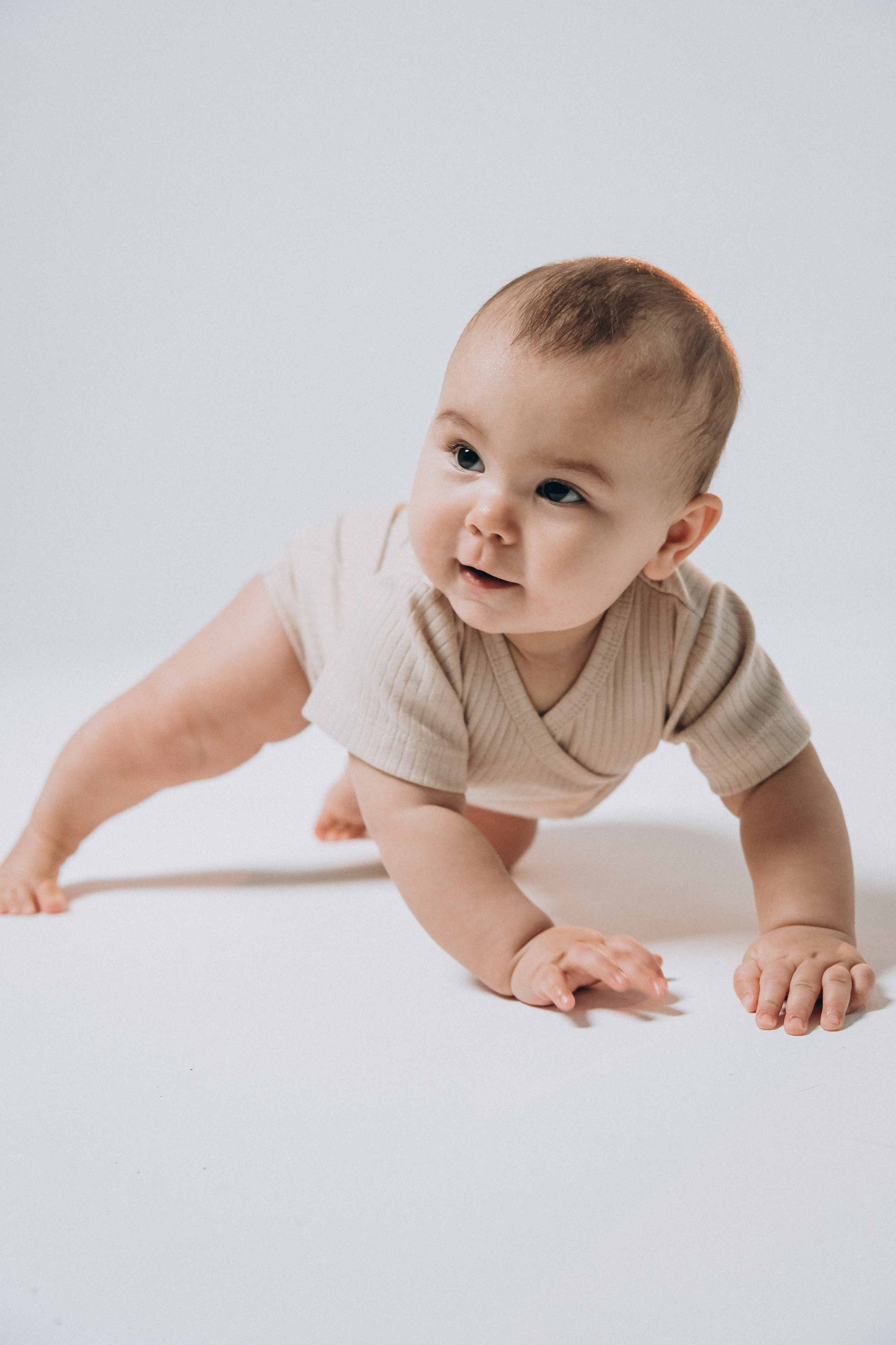 Фотосессия для малышей, домашняя фотосессия для детей. Ньюборн и детский фотограф в Москве Шигина Марина