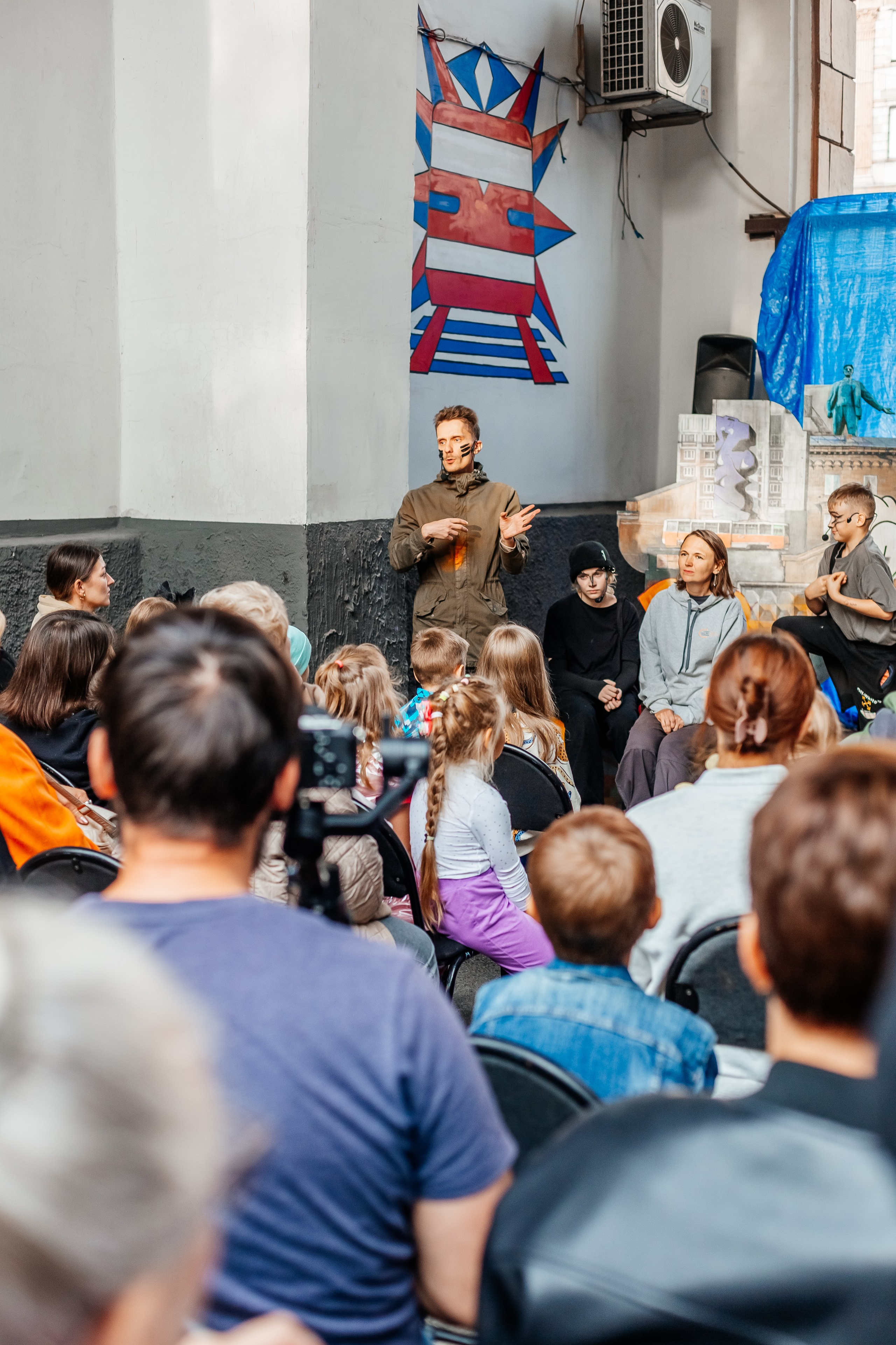 Уличный спектакль «История одного леса». Фотограф Краснодар Марго Хелбен