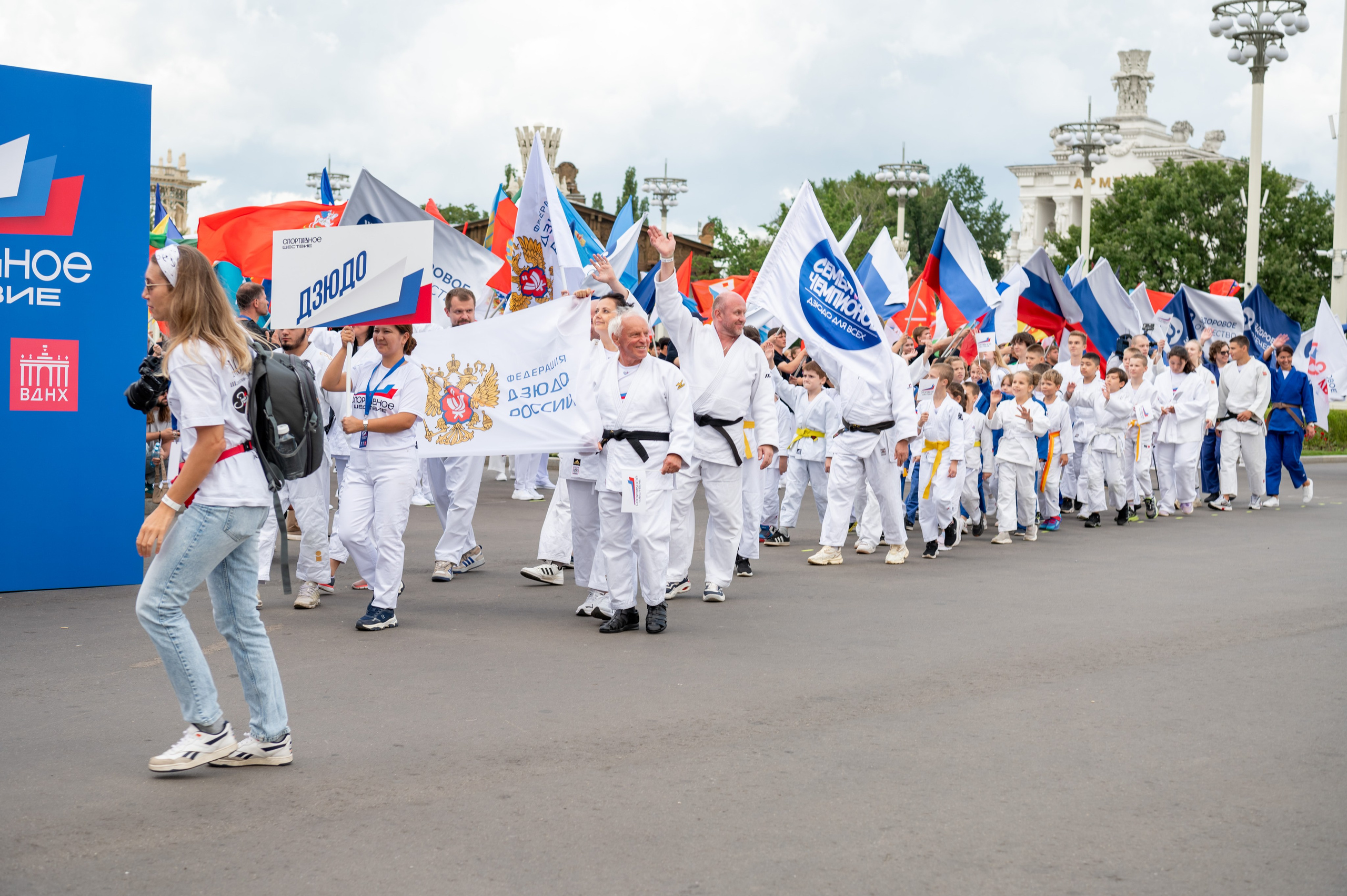 Спортивное шествие посвященное Дню физкультурника!. Детский и семейный фотограф г. Москва Оксана Катаджи