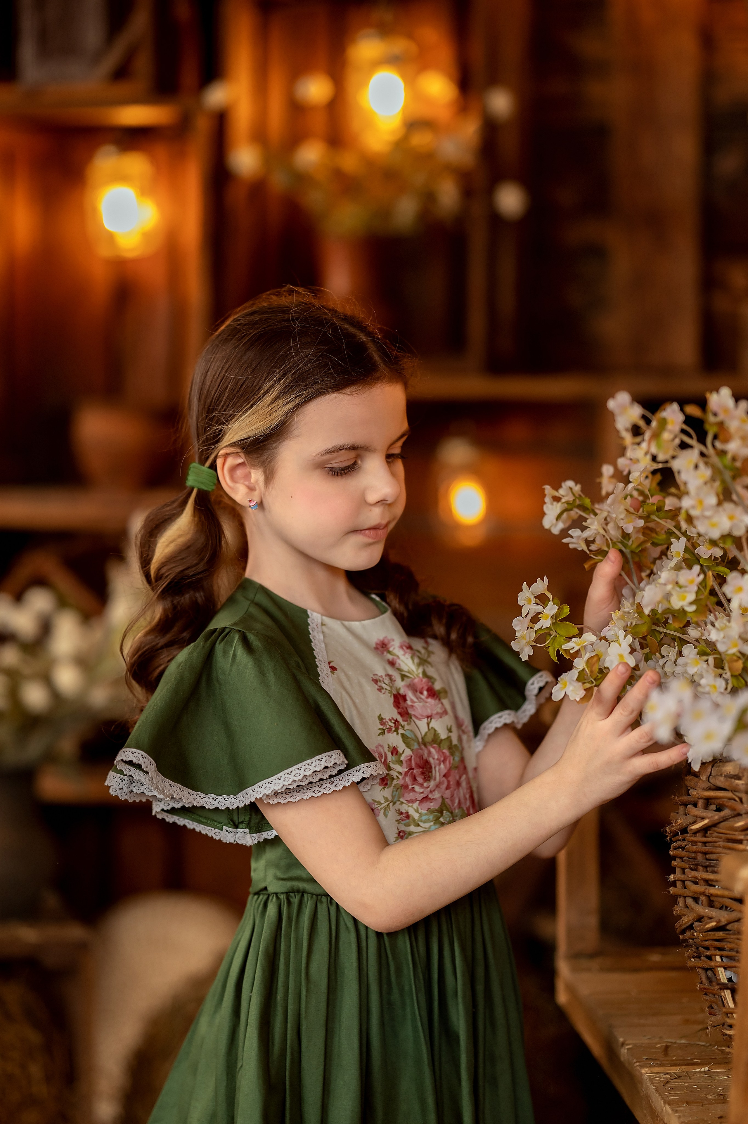 Фотосессия на сеновале Леонардо студия. Детский и семейный фотограф г. Москва Оксана Катаджи