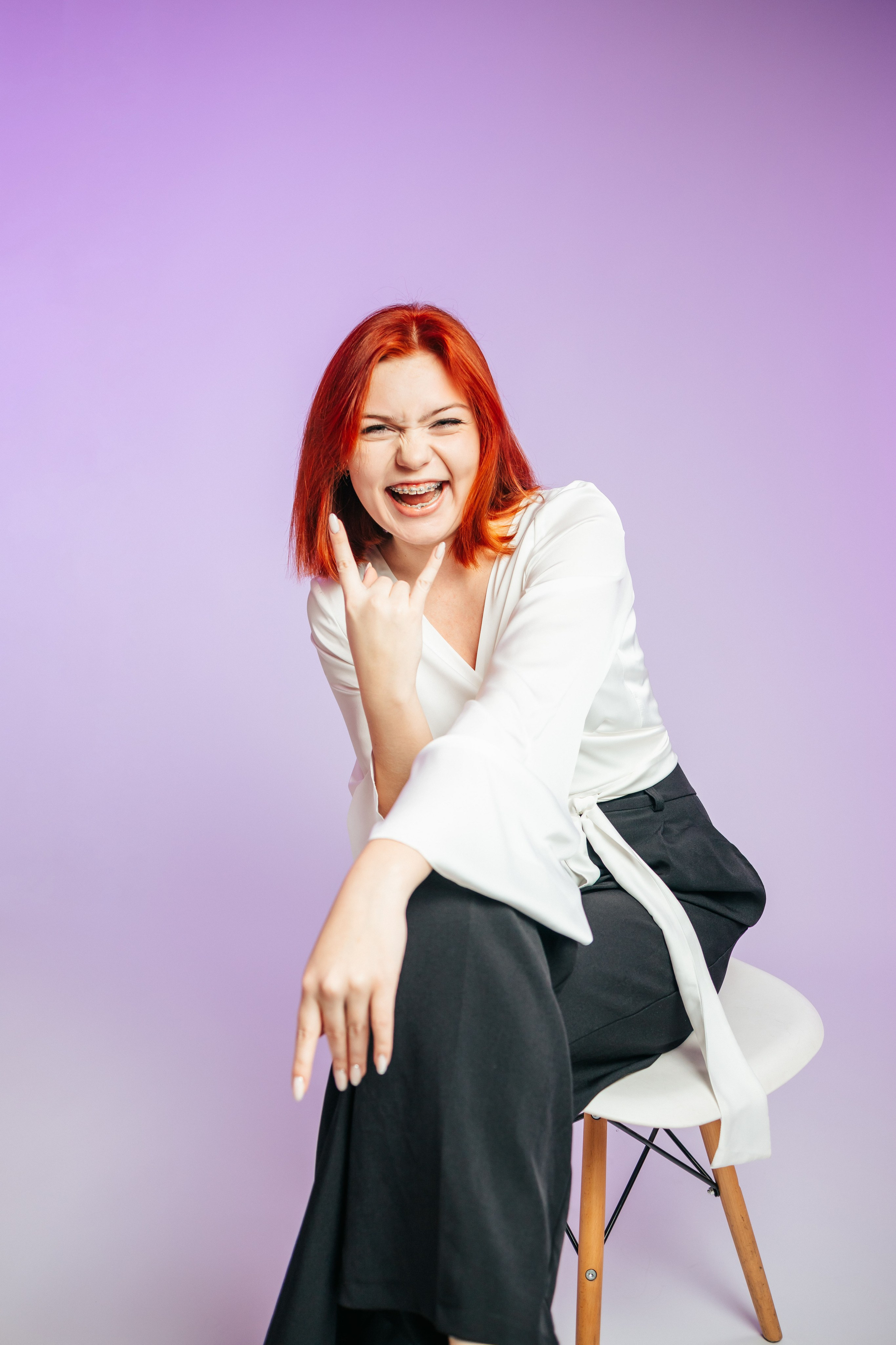 Студия школьной фотографии. Фотостудия выпускных альбомов в Твери. Студия школьной фотографии в Твери. Выпускные альбомы в Твери