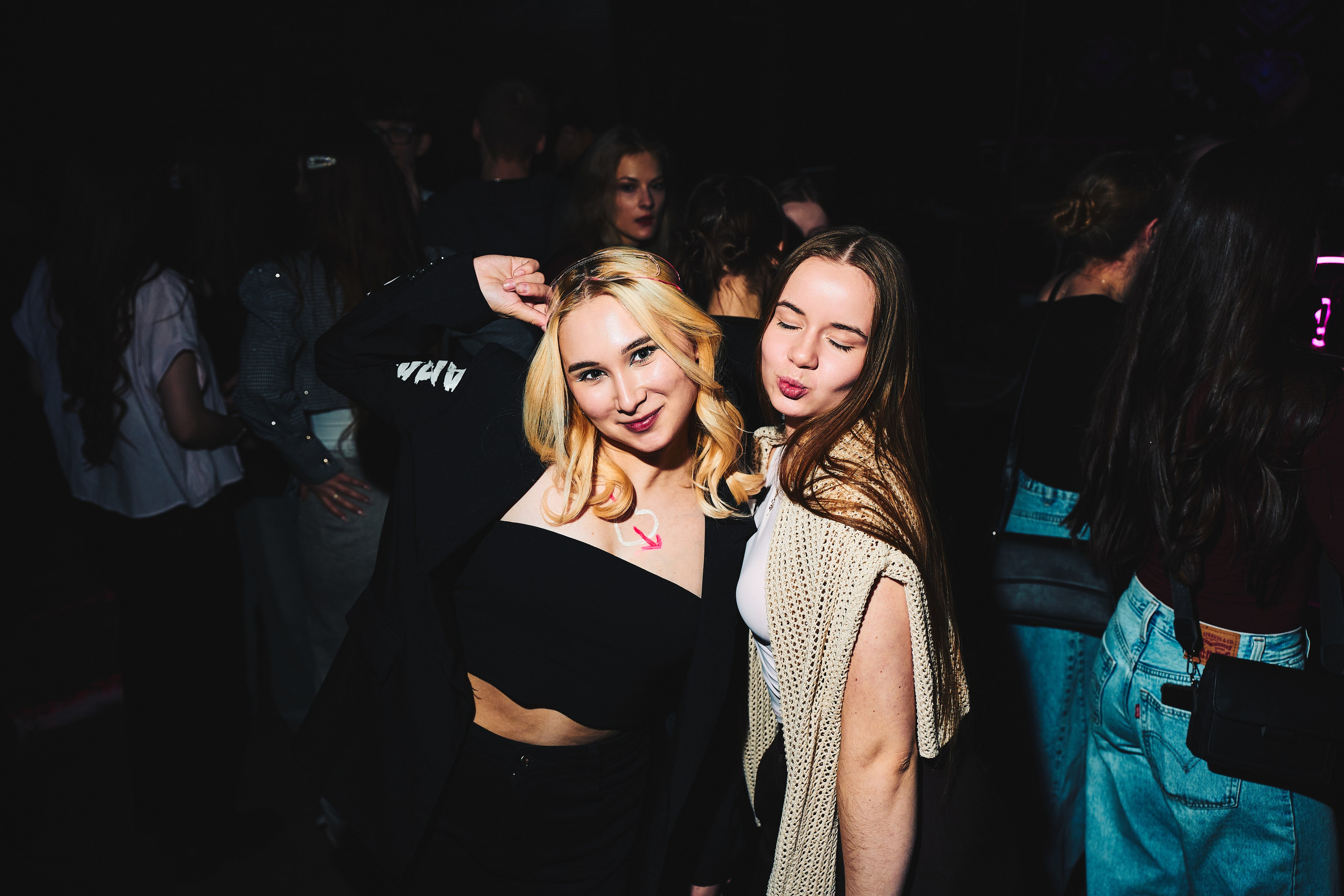 Ночной клуб BIBLIOTEKA. Репортажный, свадебный и портретный фотограф в Казани | Ринат Миниханов