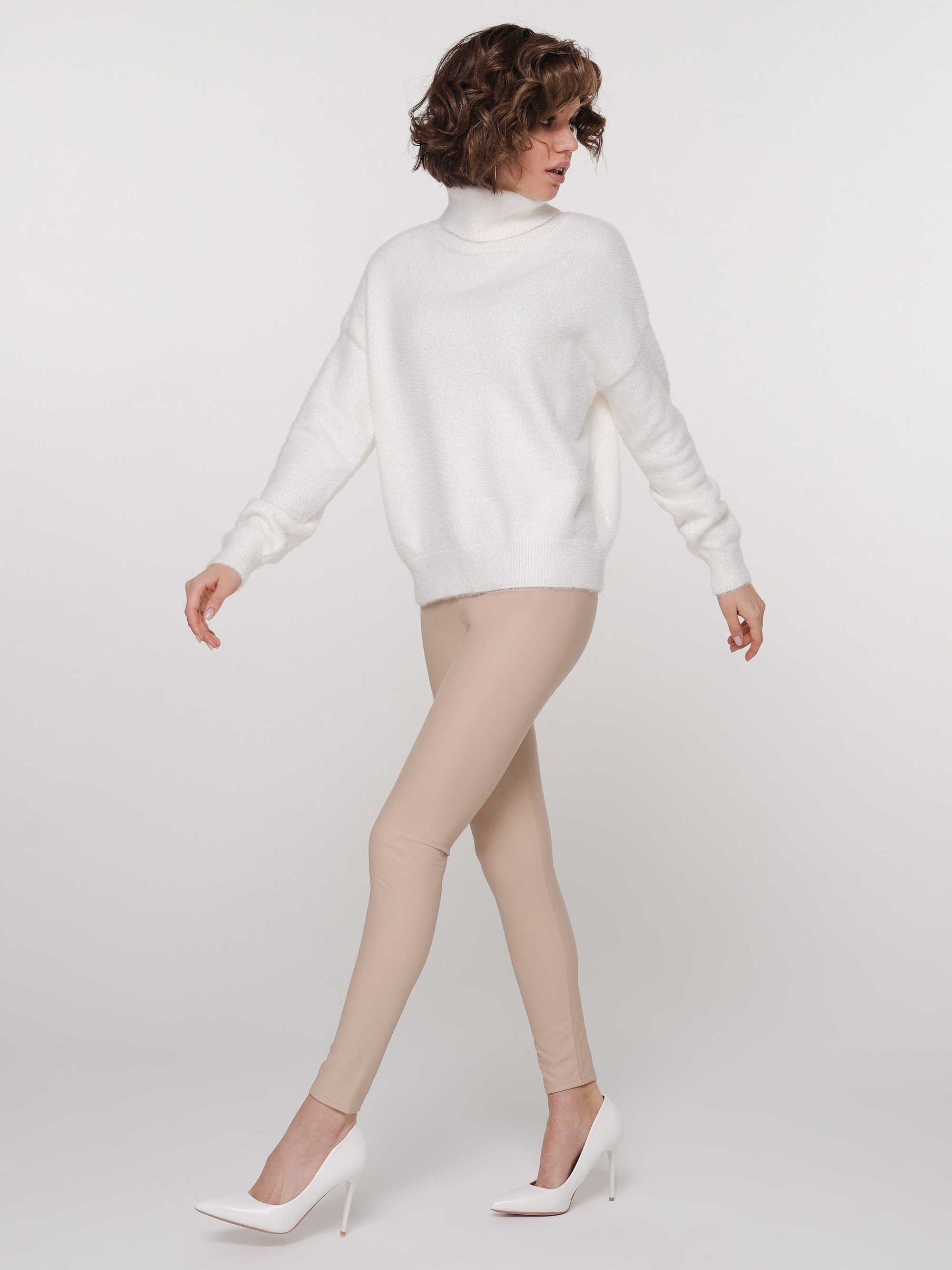 Леггинсы для WB. Наталия Дианова — фотограф для брендов и экспертов в Москве