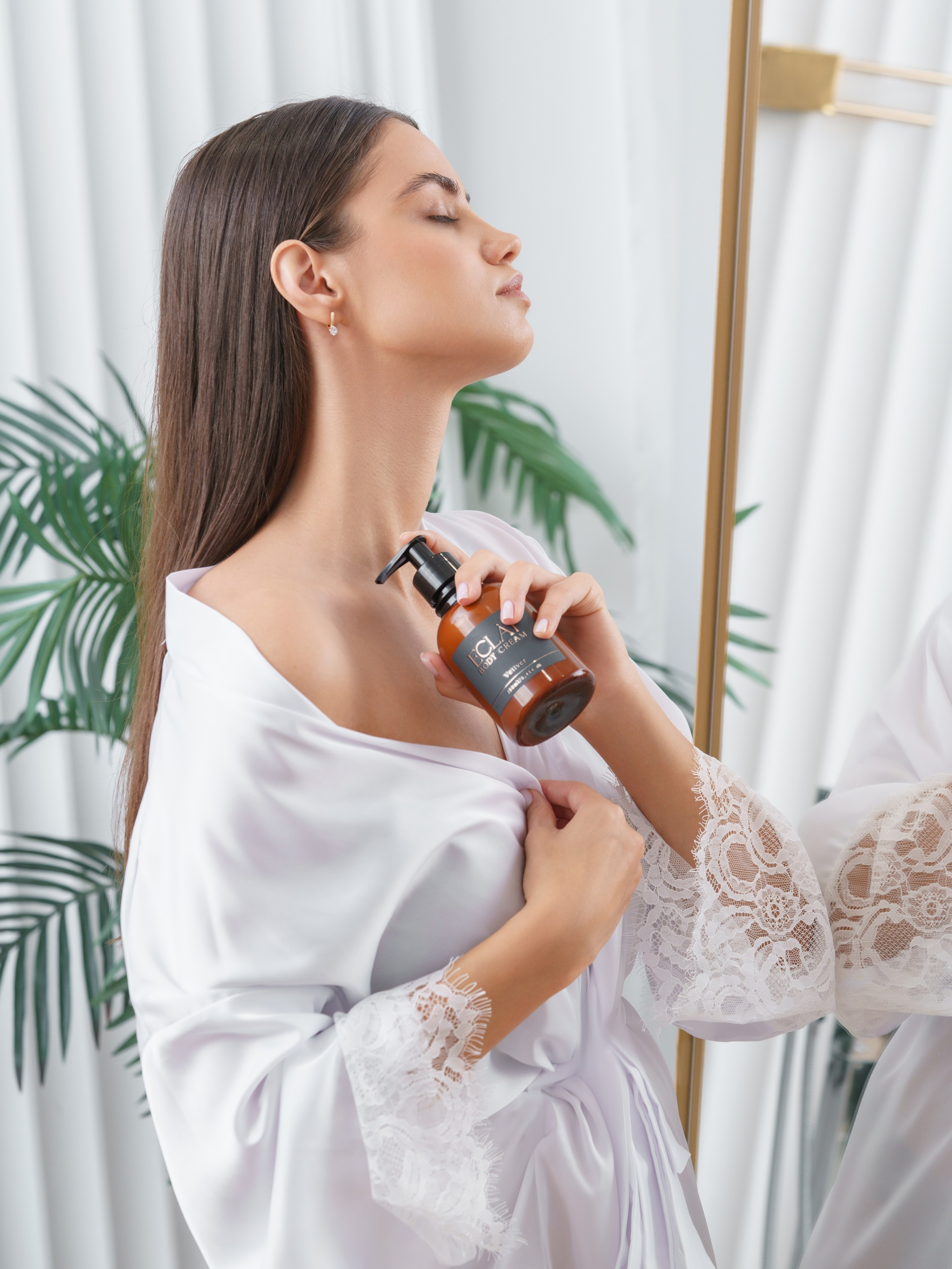 Анастасия, 42-44, рост 170. KED Production — продакшн из СПб. Создаём фото, видео и контент, который помогает брендам и селлерам продавать больше