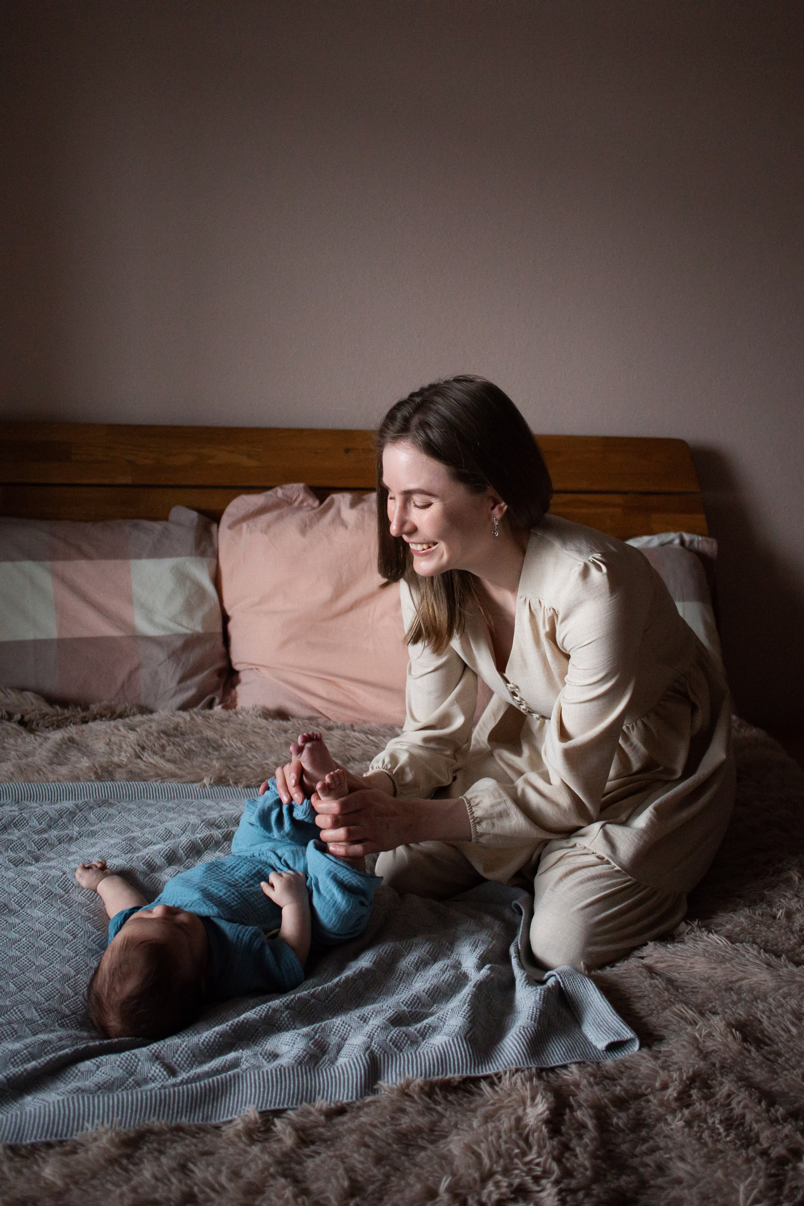 Оля, Андрей, Даня и Паша, домашняя фотосессия с грудничком. Семейный фотограф в Москве Марина Петра