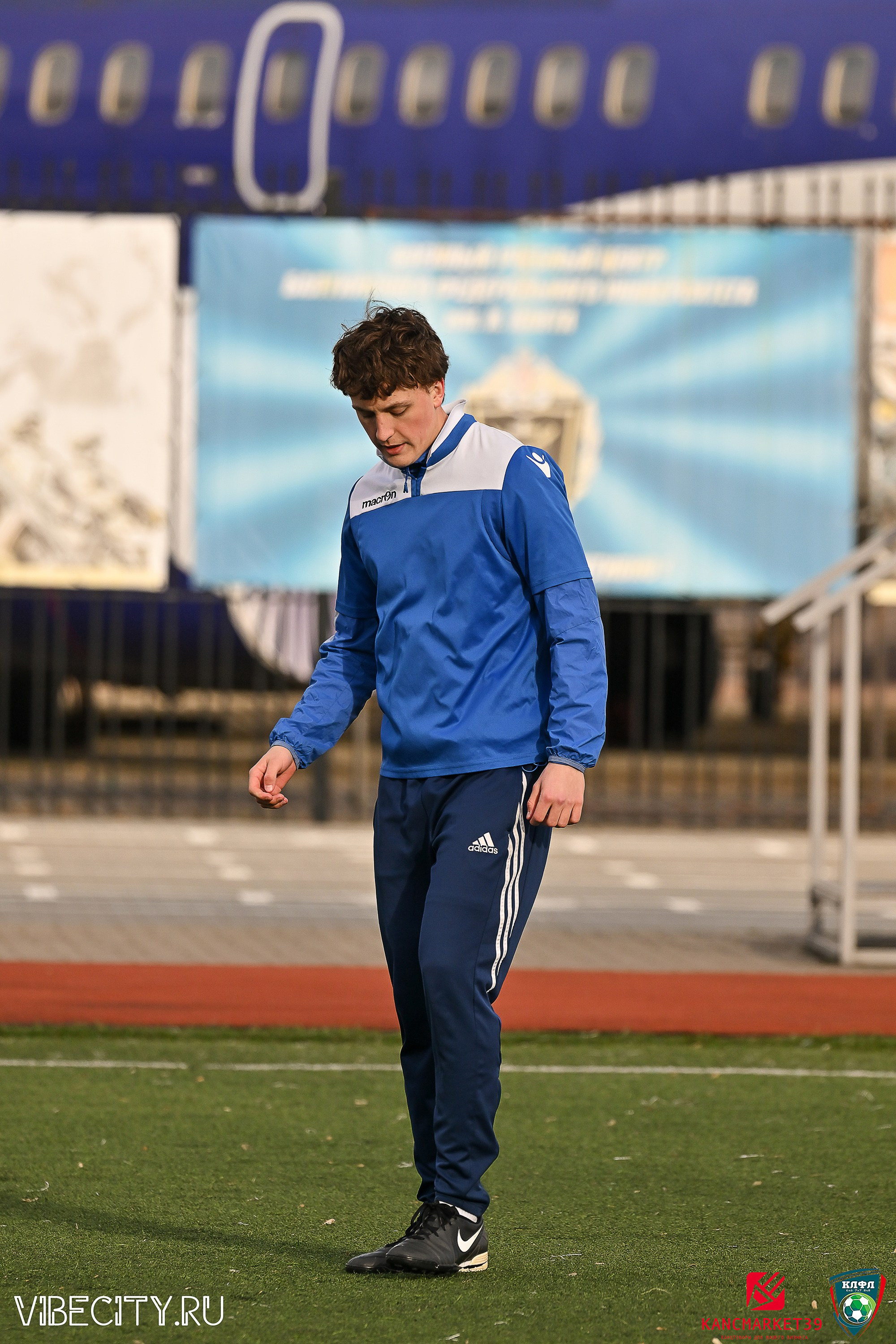 XX ЧЕМПИОНАТ КАЛИНИНГРАДСКОЙ ЛФЛ КАНЦМАРКЕТ39 сезона 2024–2025 гг. VIBECITY.RU Вайб Сити Ру Фоторепортажи Фотоотчеты Калининград