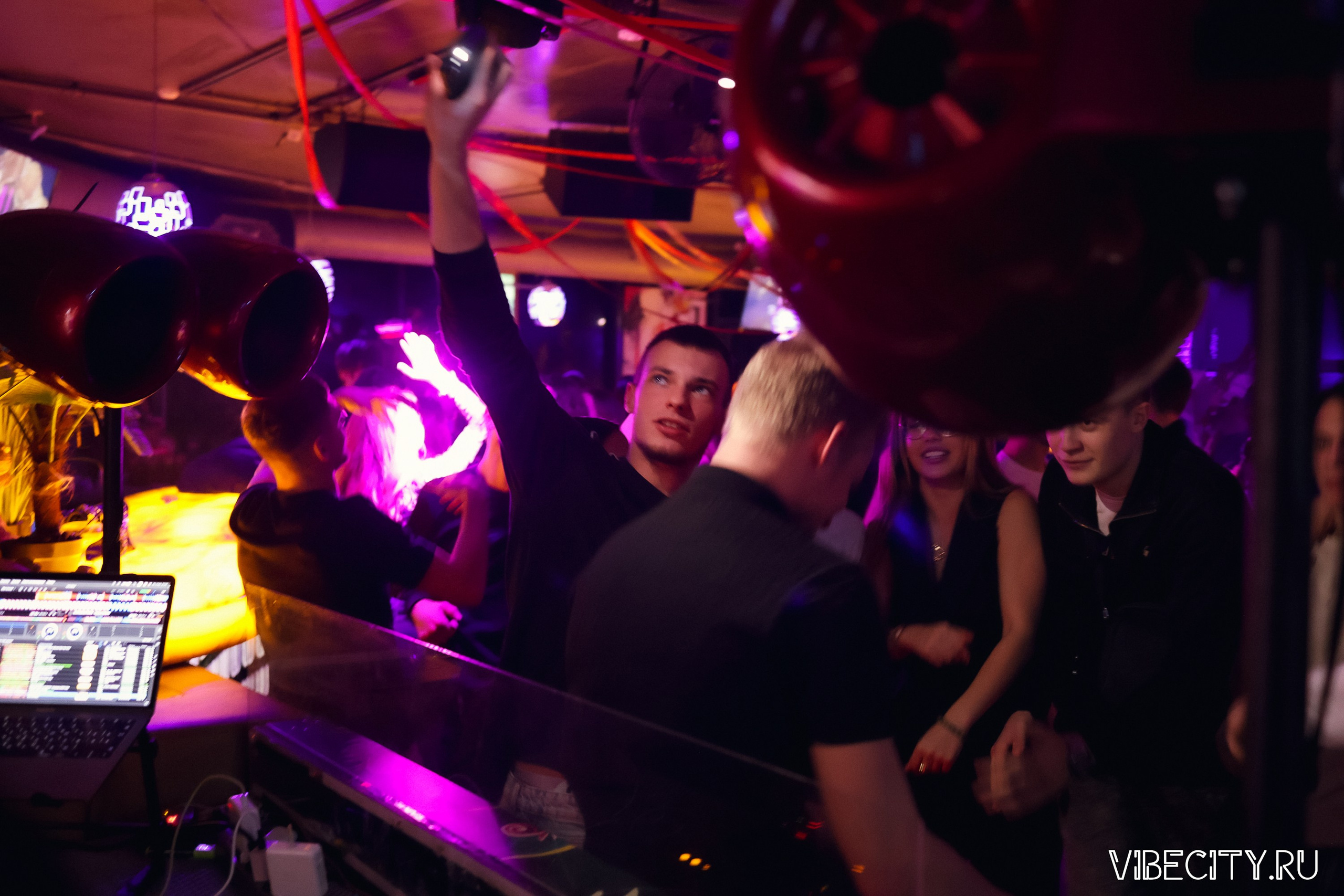 DOUBLE U. VIBECITY.RU Вайб Сити Ру Фоторепортажи Фотоотчеты Калининград