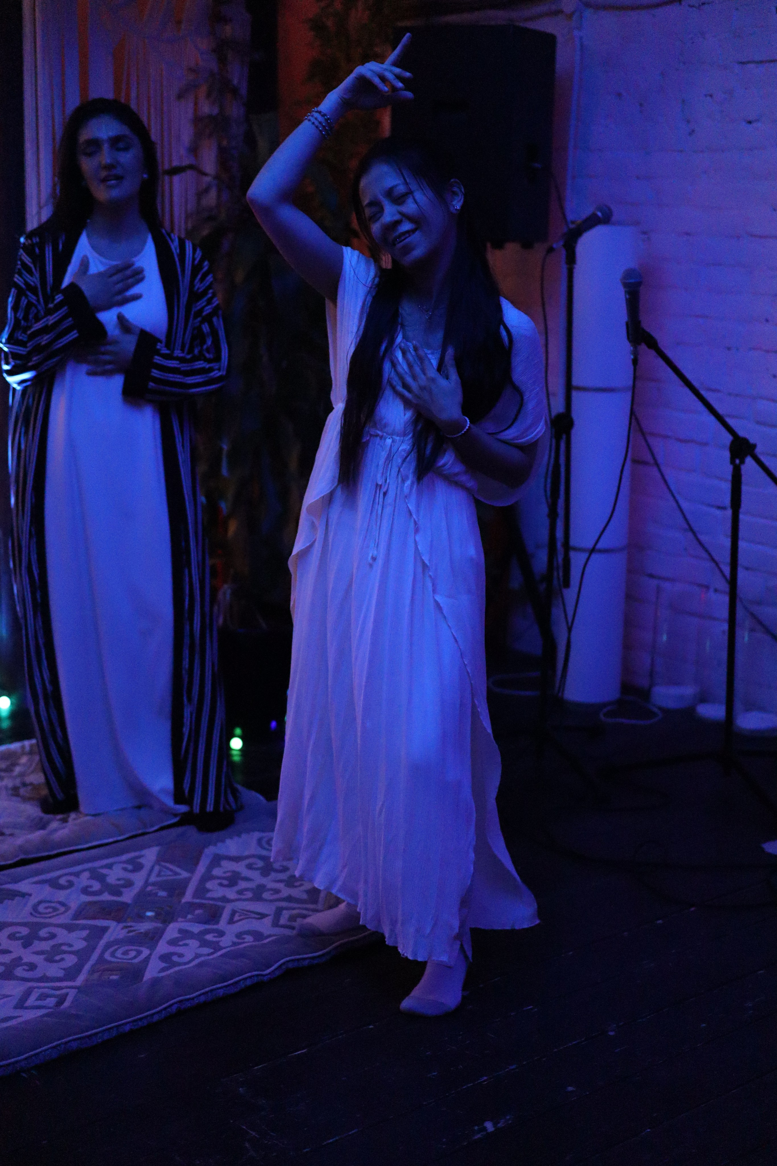 Bhakti Mantra. Photo Ninja