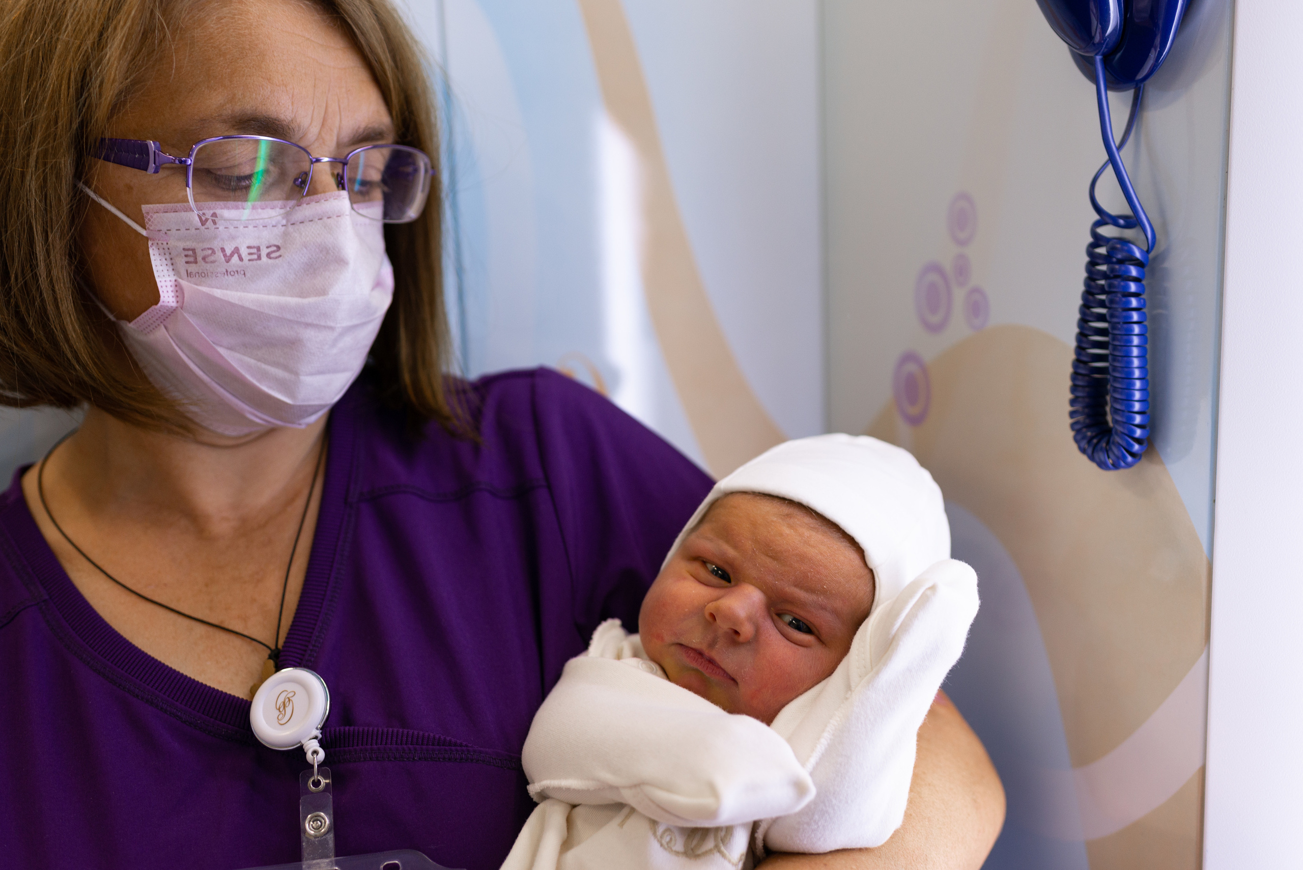 Выписка из роддома. Фотограф на роды и ньюборн в Санкт-Петербурге | Настасья Сергеева