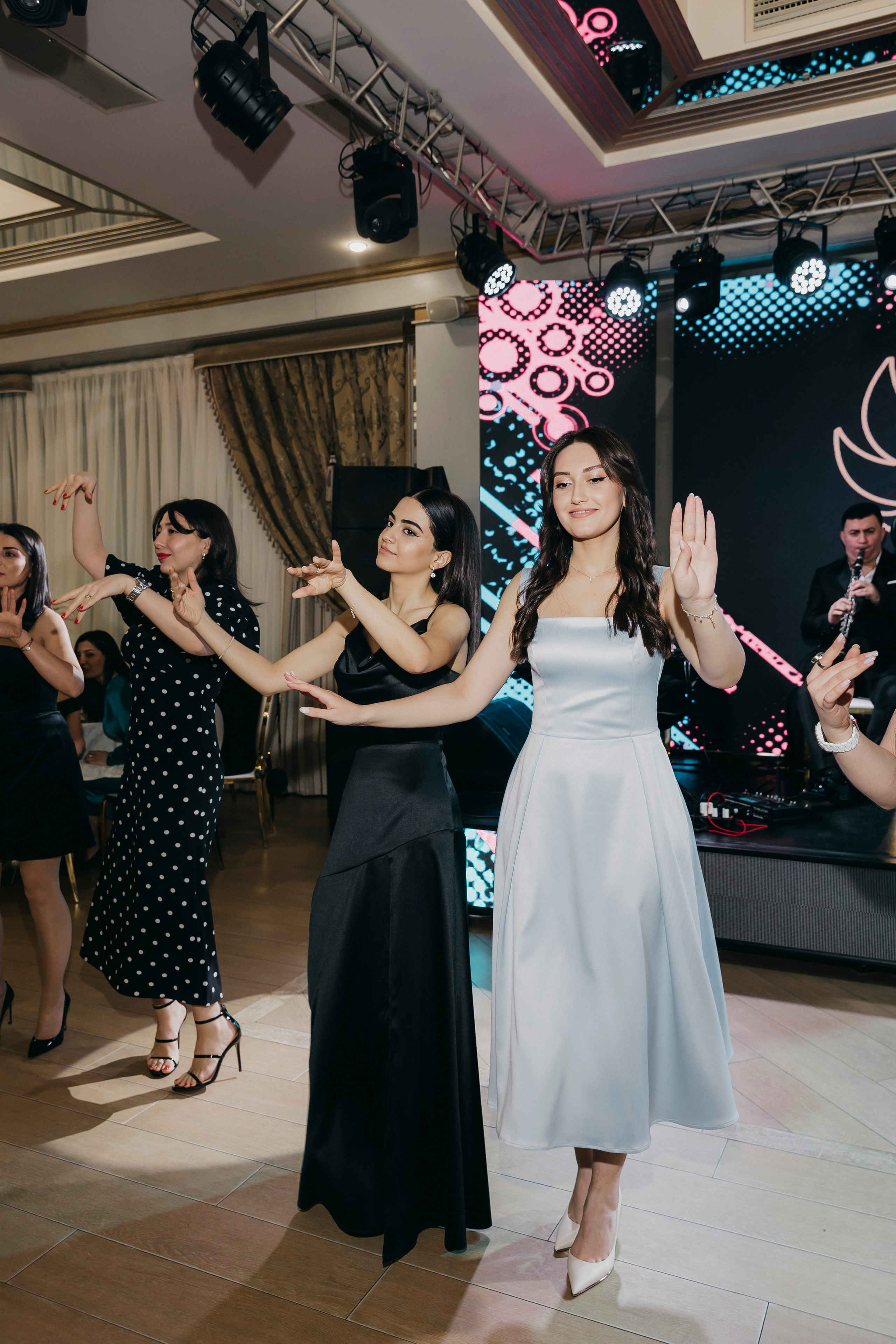 Свадебная фотосессия в Барвихе Luxury Village. Свадебный фотограф в Москве Екатерина Гусева